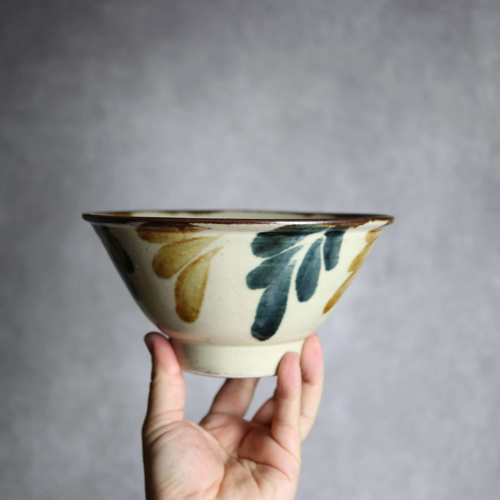 6寸マカイ1 飴 呉須釉 葉紋 やちむん 陶器 いずみ窯 島袋工房 やちむん 陶器.