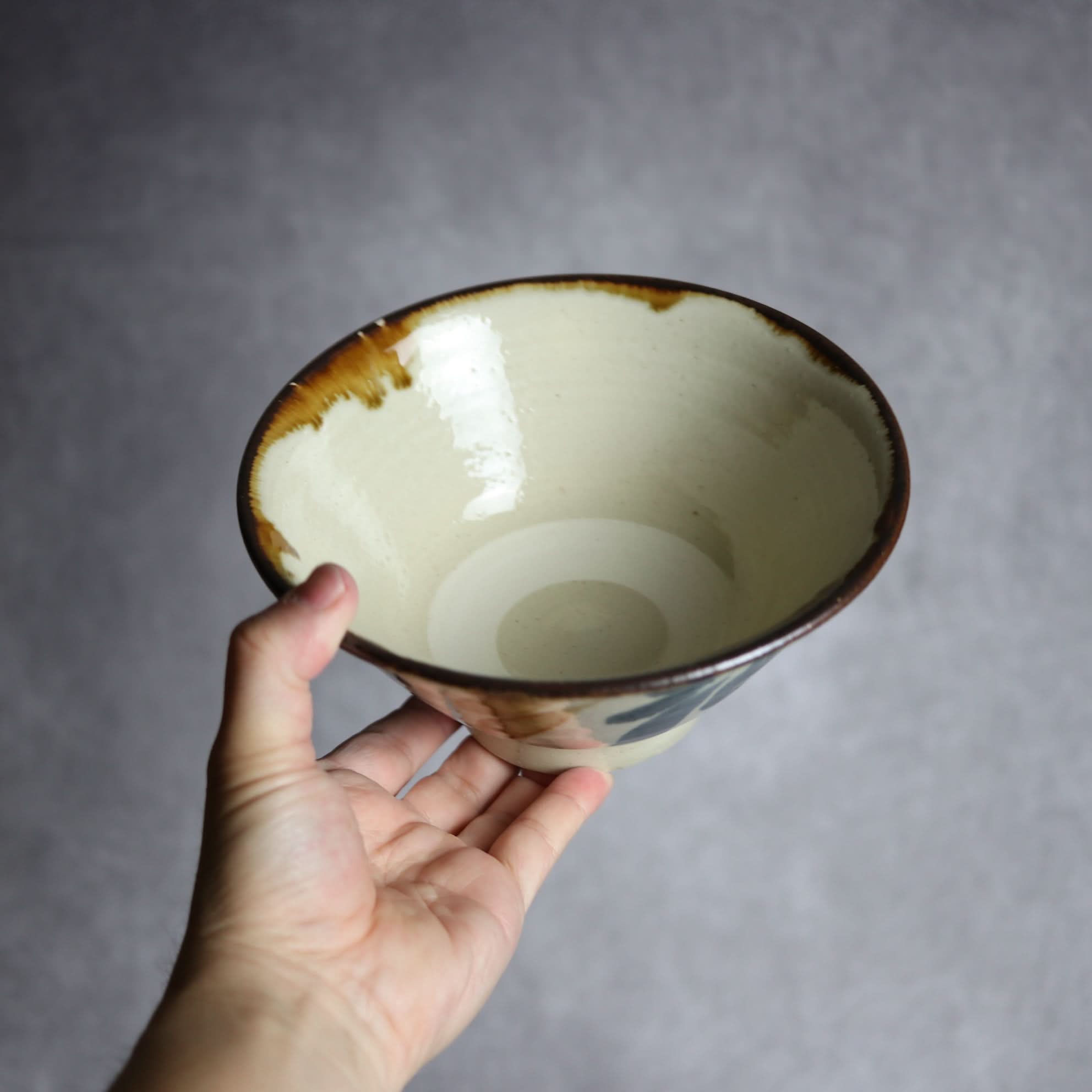 6寸マカイ1 飴 呉須釉 葉紋 やちむん 陶器 いずみ窯 島袋工房 やちむん 陶器.