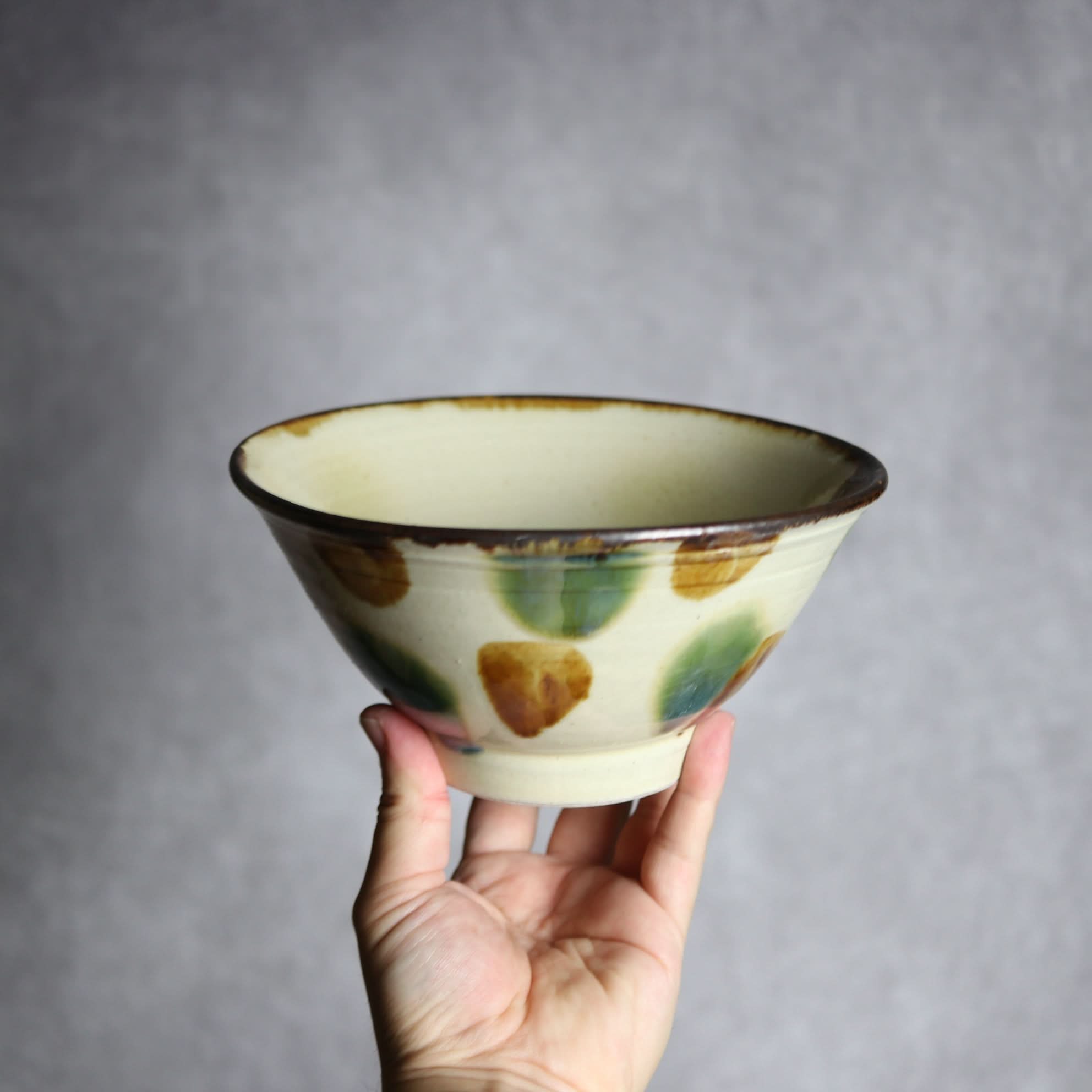 6寸マカイ1 三彩 点打やちむん 陶器 いずみ窯 島袋工房 やちむん 陶器.