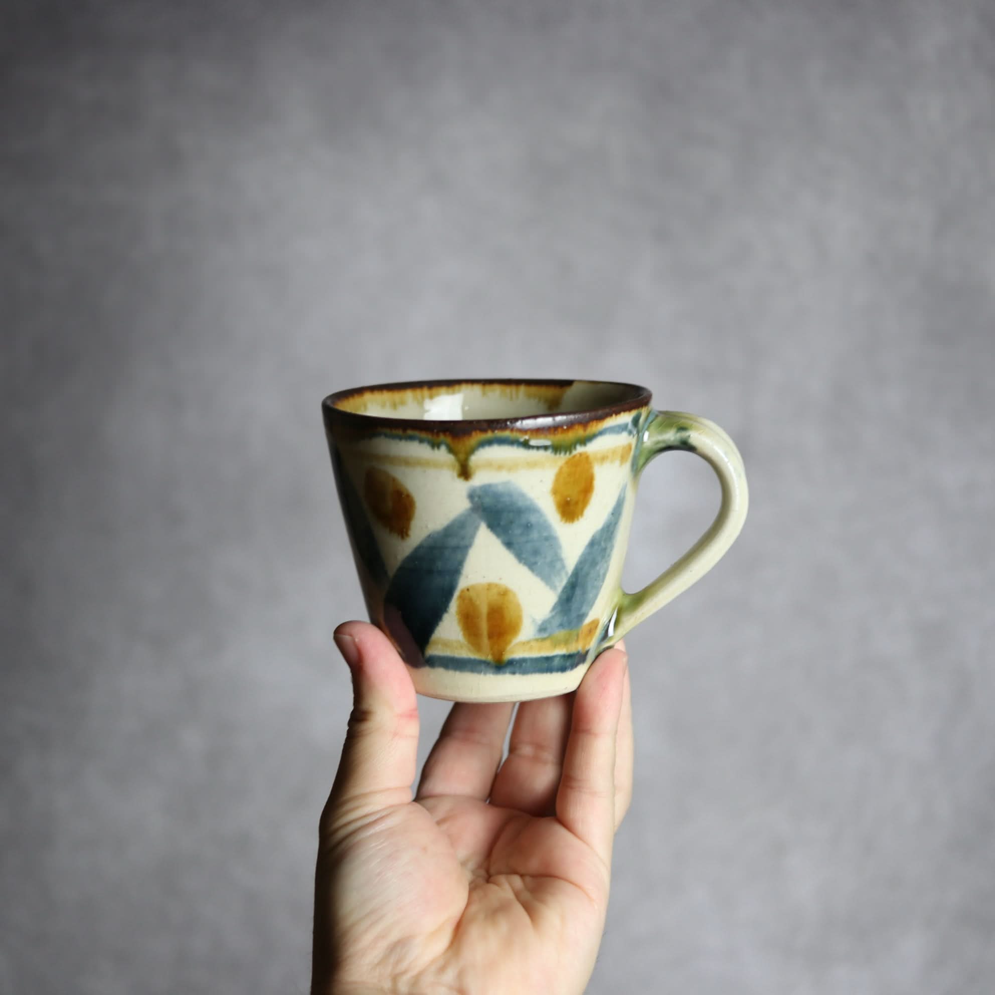 マグカップ1 飴 呉須釉 点打 やちむん 陶器 いずみ窯 島袋工房 やちむん 陶器.