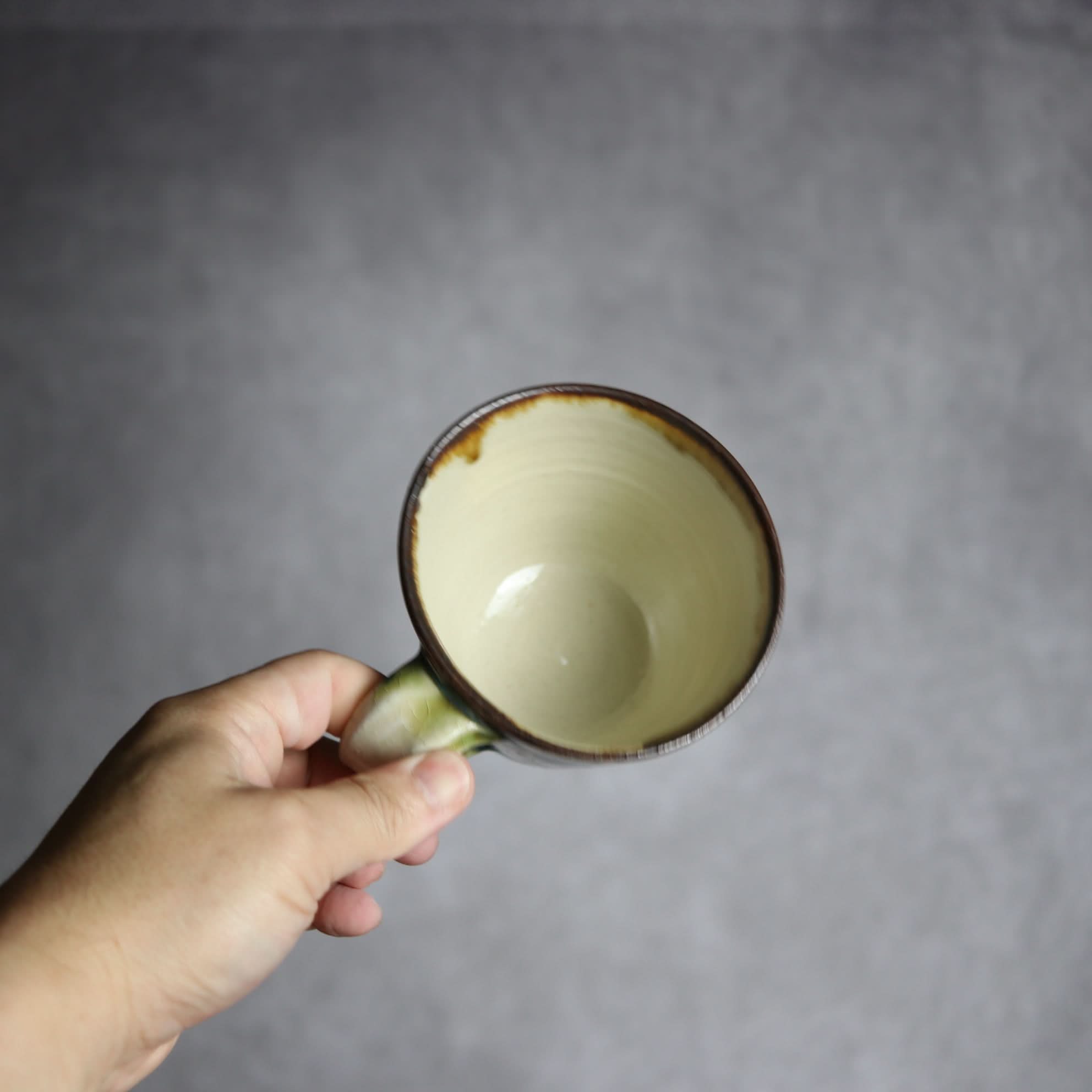 マグカップ1 飴 呉須釉 点打 やちむん 陶器 いずみ窯 島袋工房 やちむん 陶器.