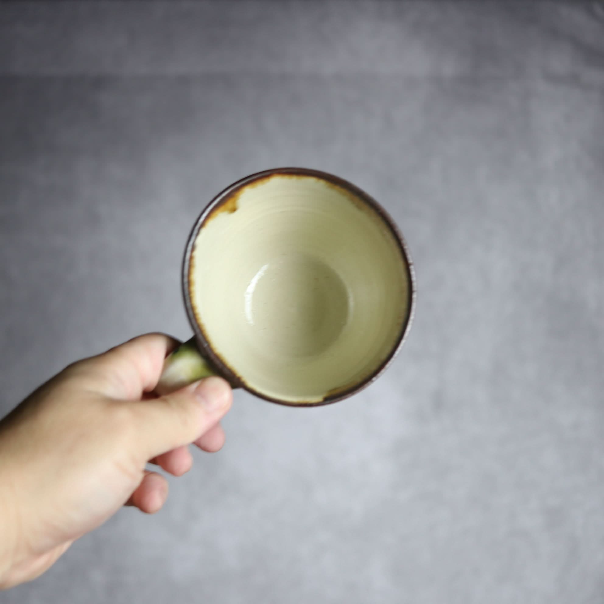 マグカップ1 飴 呉須釉 点打 やちむん 陶器 いずみ窯 島袋工房 やちむん 陶器.