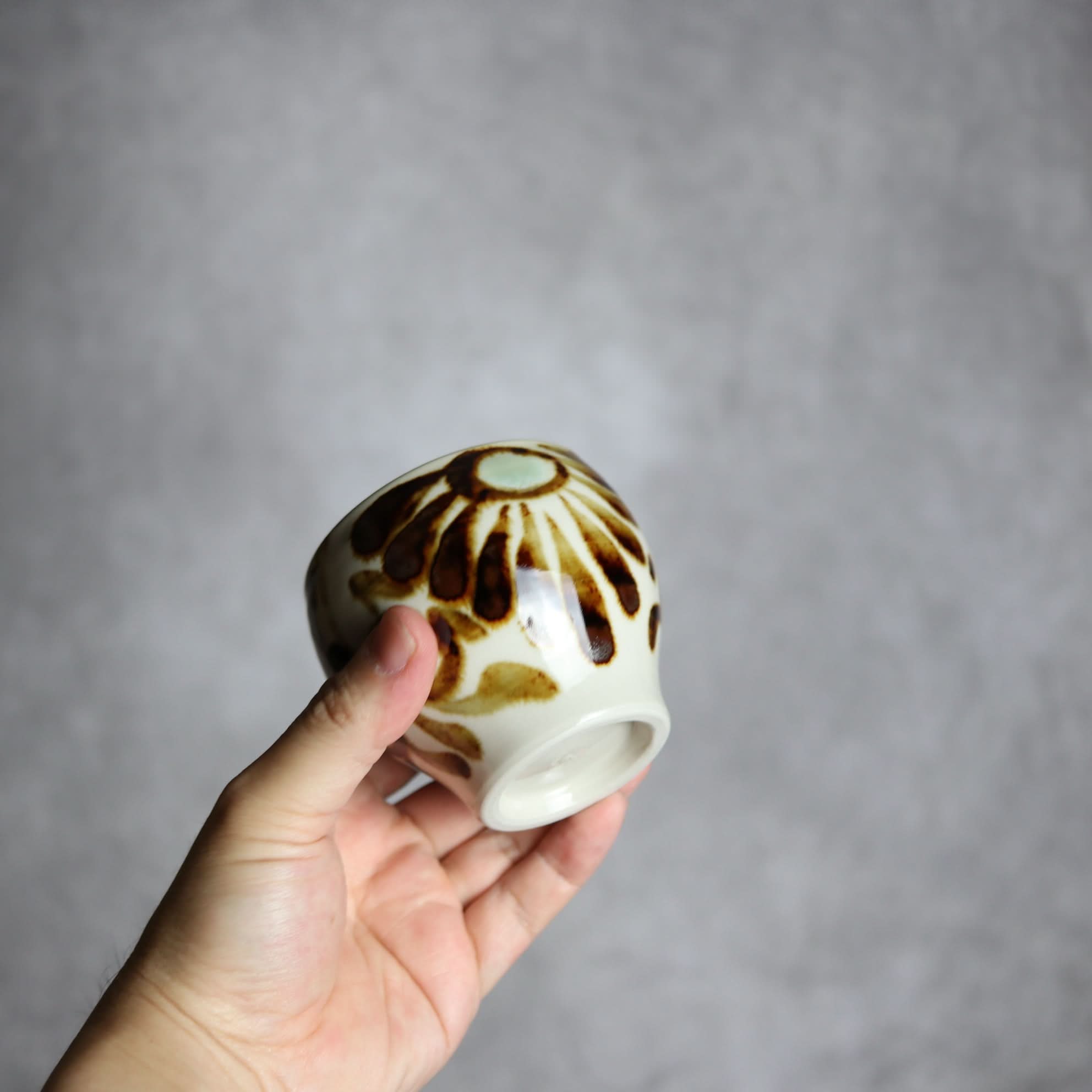 湯呑1 三彩 菊唐草 やちむん 陶器 拓美窯 やちむん 陶器.