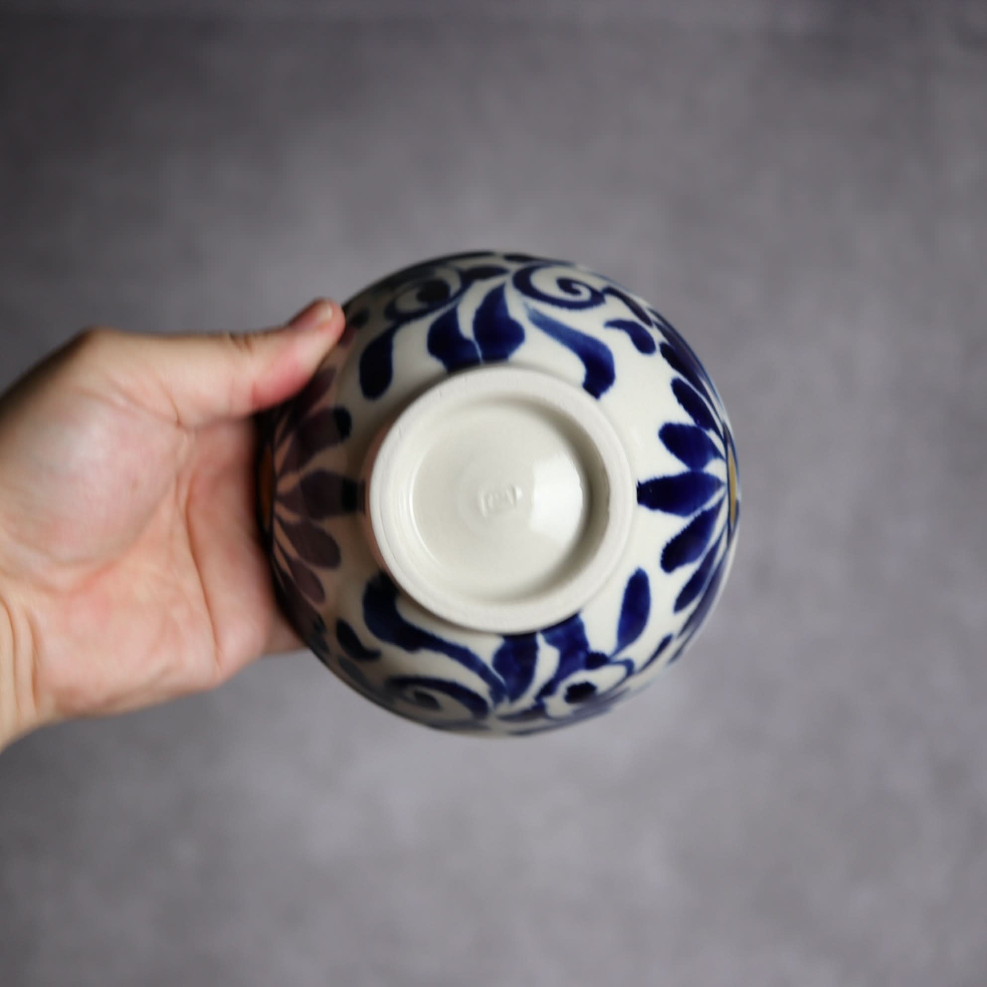 4寸マカイ2 飴 呉須釉 菊唐草 やちむん 陶器 拓美窯 やちむん 陶器.