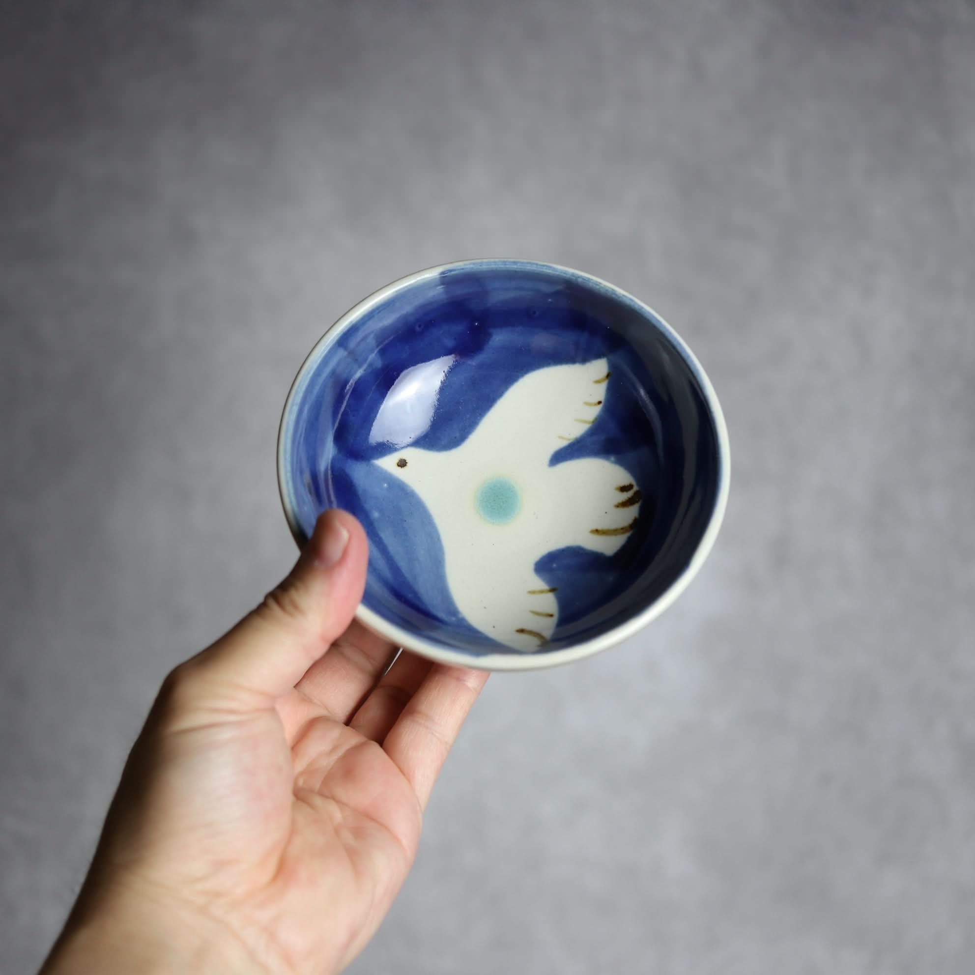 4寸鉢1 呉須釉 鳥 やちむん 陶器 拓美窯 やちむん 陶器.