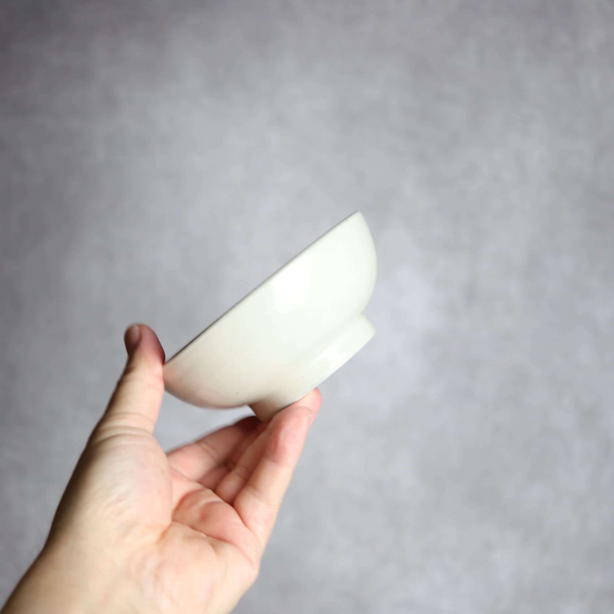 4寸鉢1 黒呉須釉 鳥 やちむん 陶器 拓美窯 やちむん 陶器.