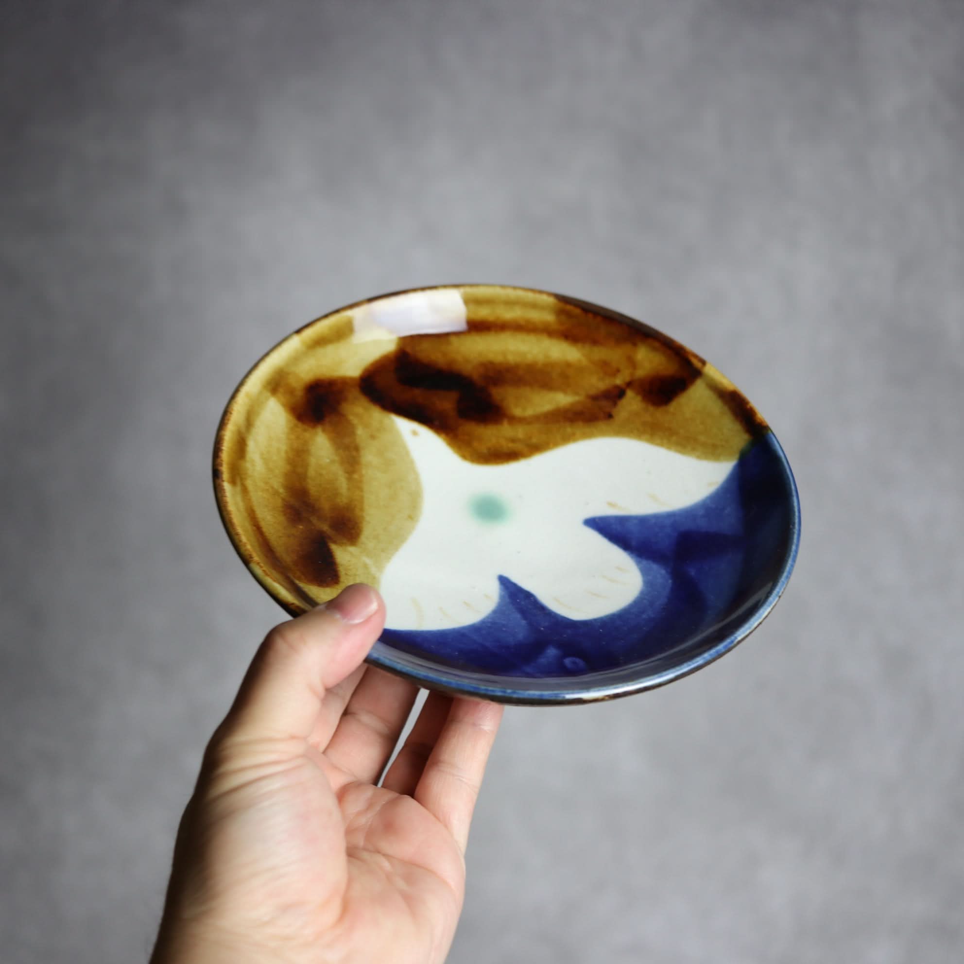 6寸皿1 飴 呉須釉 鳥 やちむん 陶器 拓美窯 やちむん 陶器.