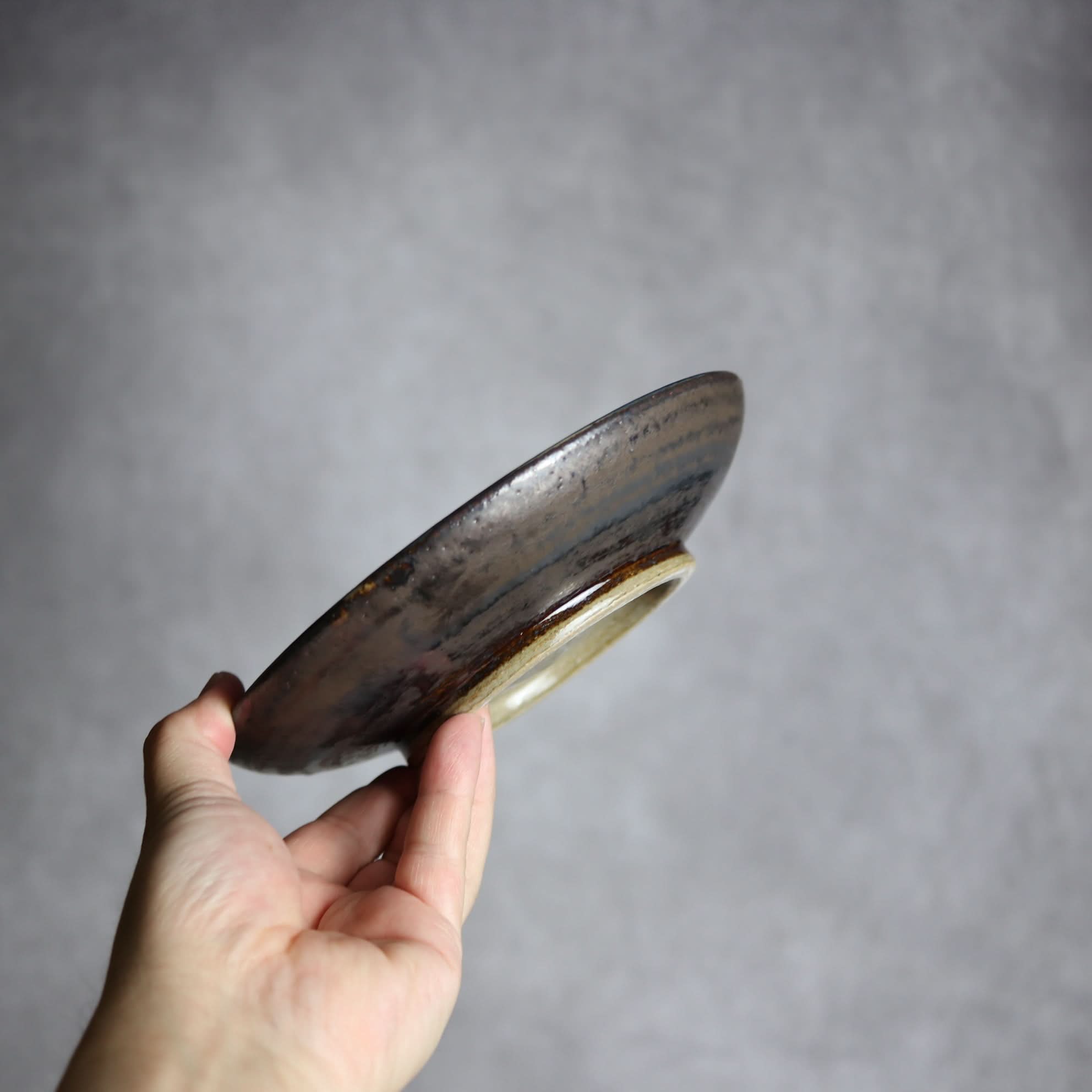 6寸皿1 飴 呉須釉 鳥 やちむん 陶器 拓美窯 やちむん 陶器.