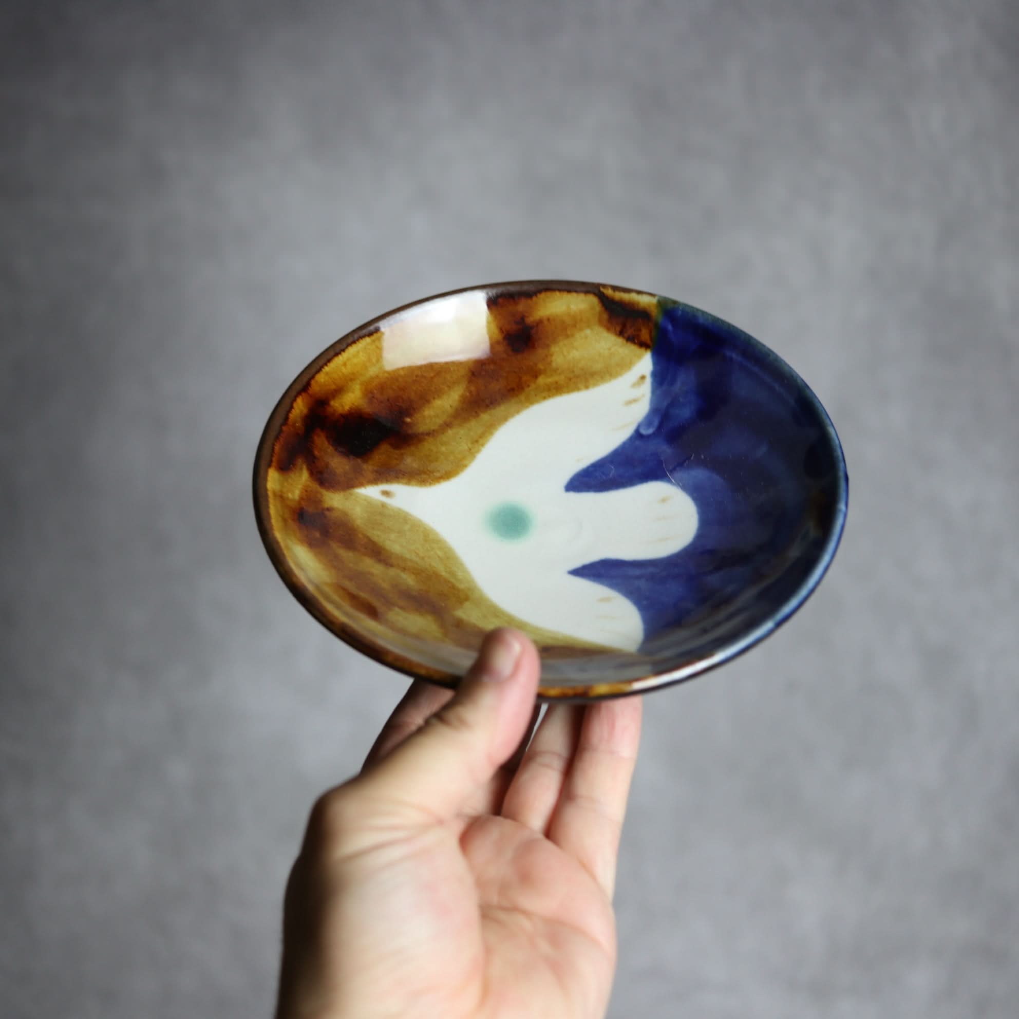 5寸皿1 飴 呉須釉 鳥 やちむん 陶器 拓美窯 やちむん 陶器.