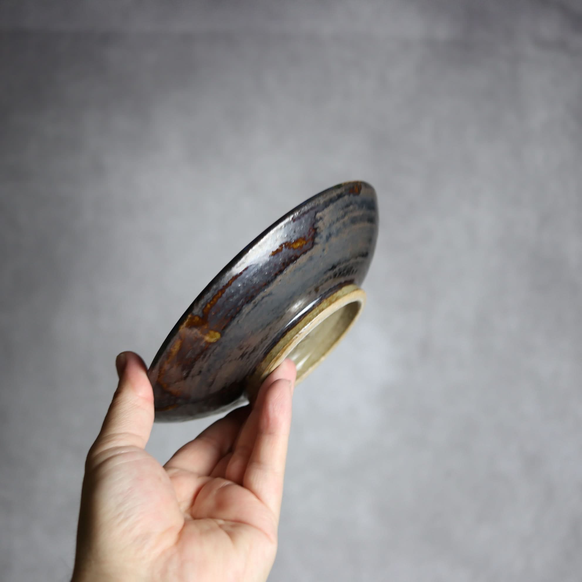 5寸皿1 飴 呉須釉 鳥 やちむん 陶器 拓美窯 やちむん 陶器.