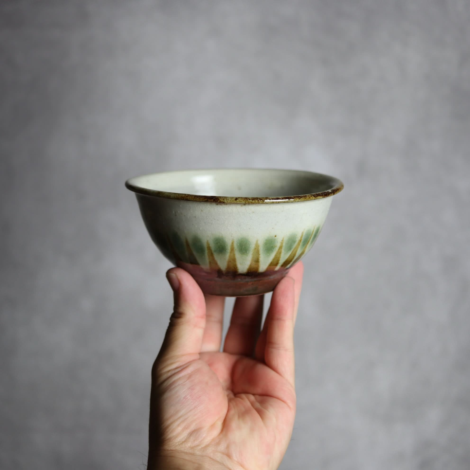 4寸マカイ2 三彩 線描 やちむん 陶器 やちむん工房 mug 陶器.