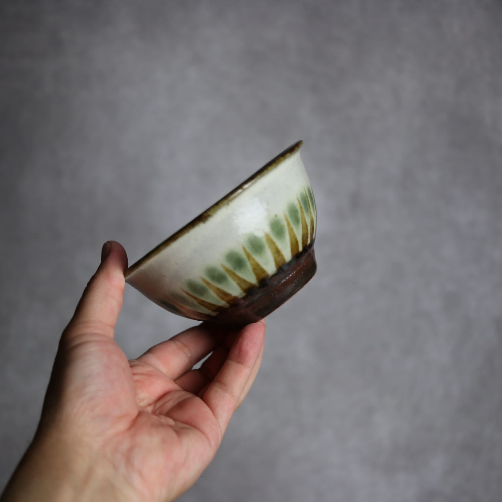 4寸マカイ2 三彩 線描 やちむん 陶器 やちむん工房 mug 陶器.