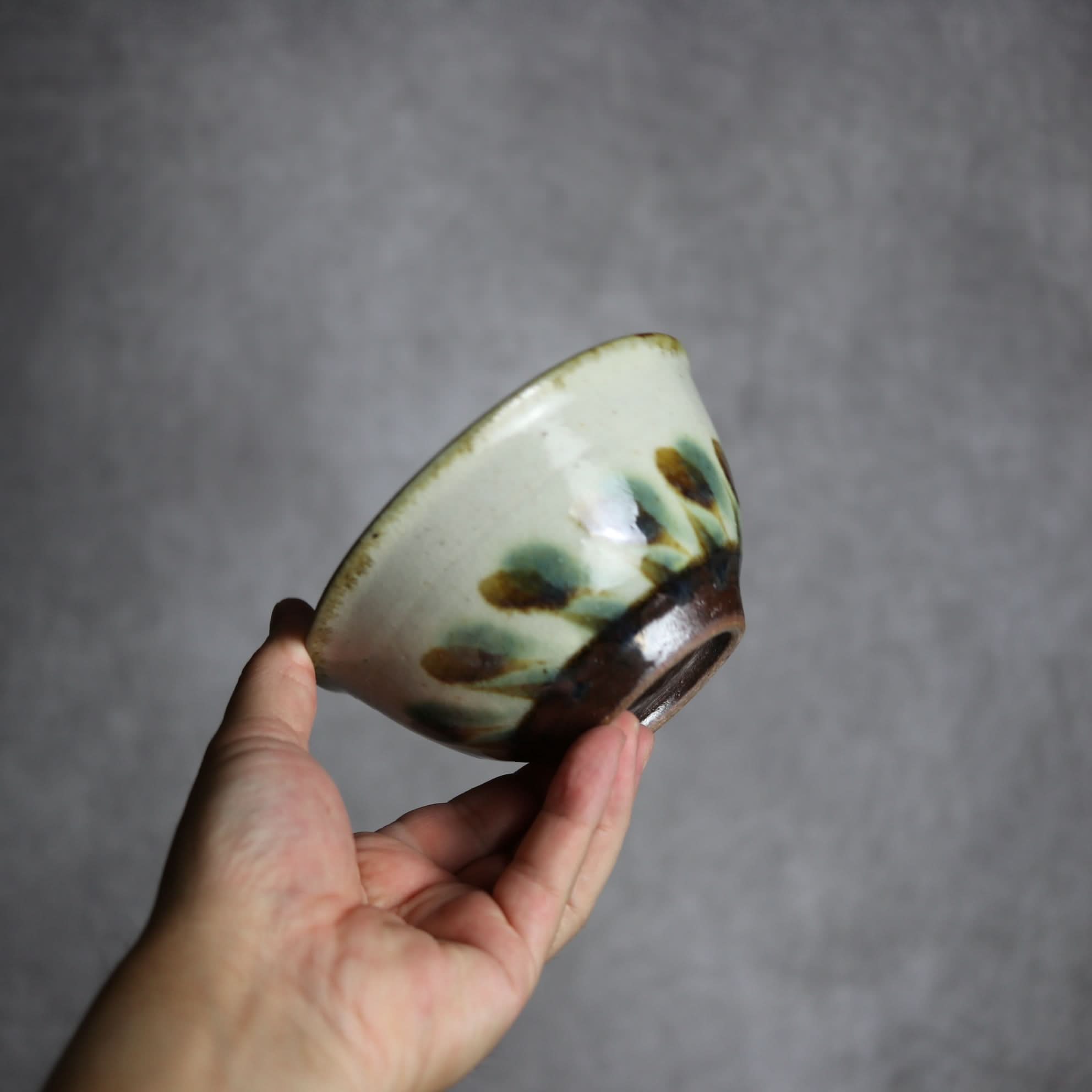 4寸マカイ1 三彩 線描 やちむん 陶器 やちむん工房 mug 陶器.