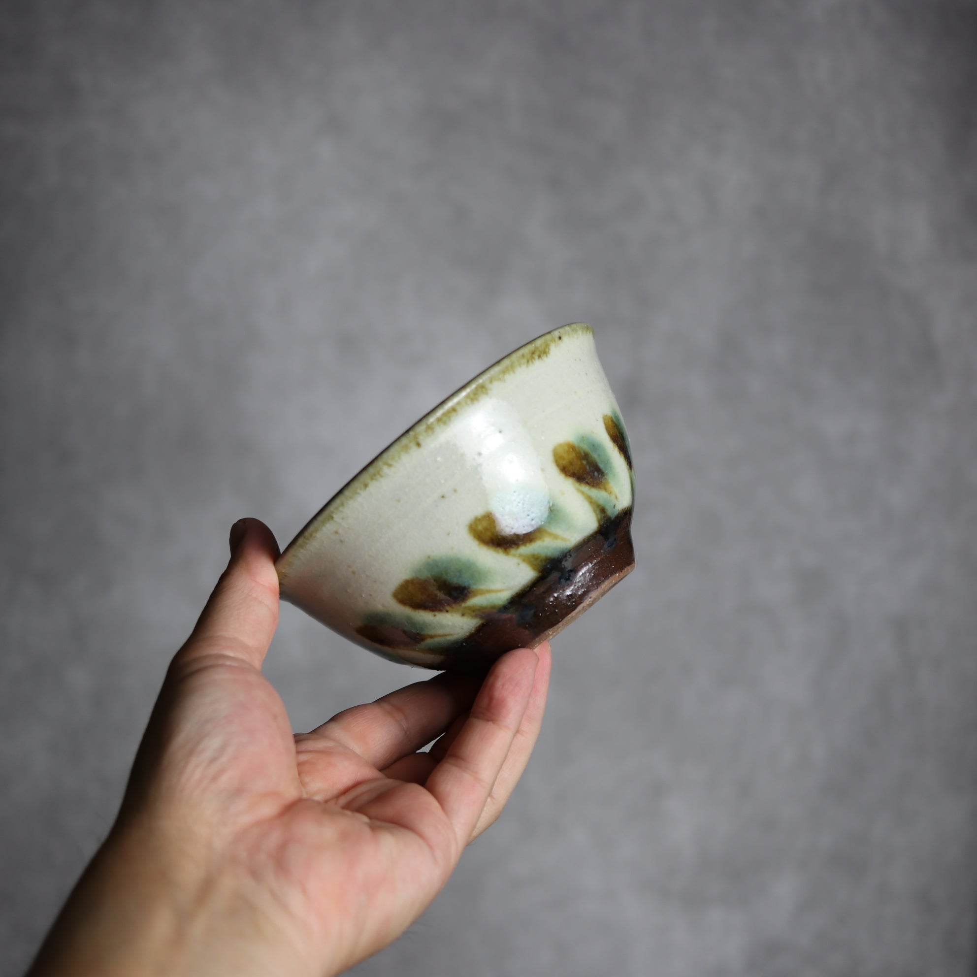 4寸マカイ1 三彩 線描 やちむん 陶器 やちむん工房 mug