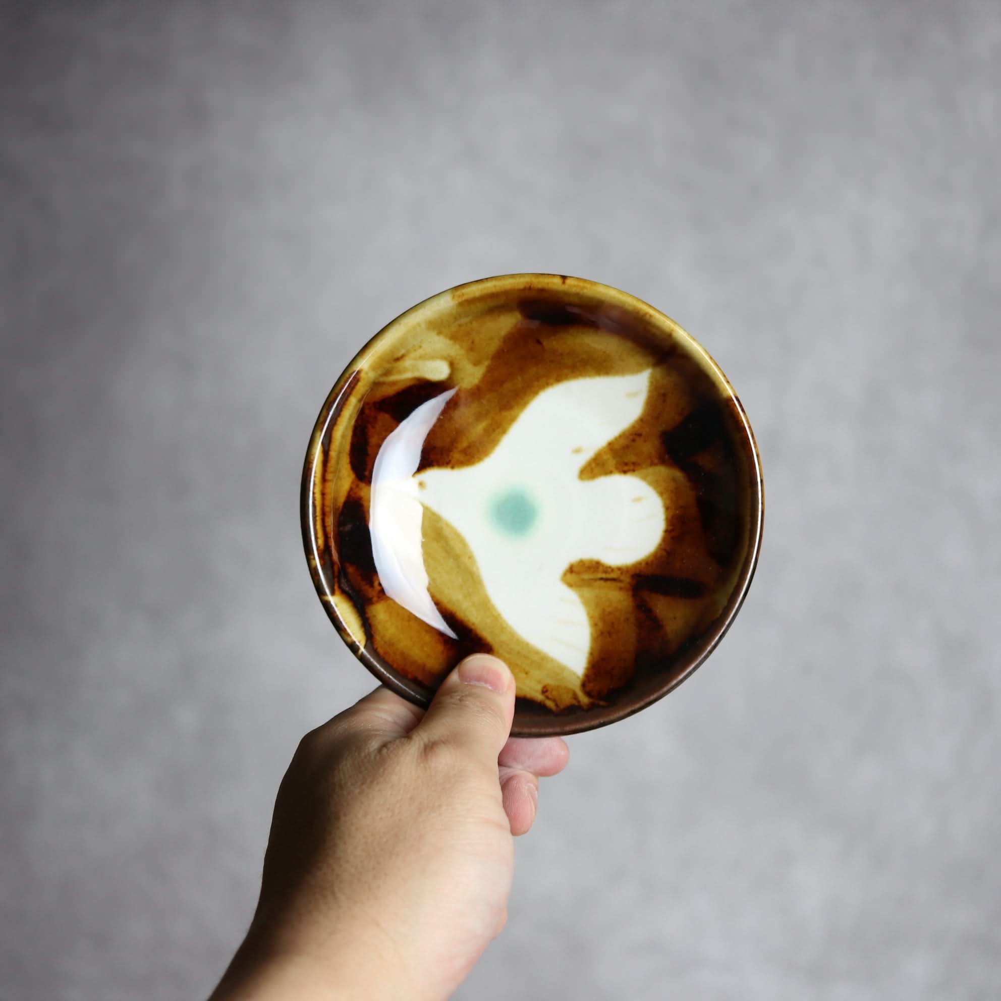 4寸皿1 飴釉 鳥 やちむん 陶器 拓美窯 やちむん 陶器.