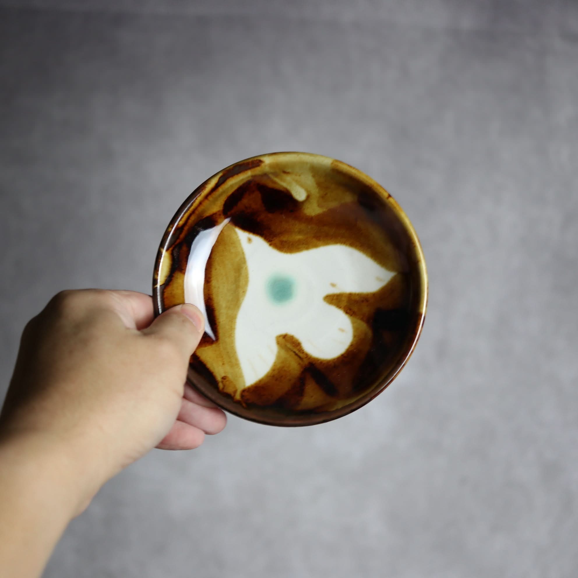 4寸皿1 飴釉 鳥 やちむん 陶器 拓美窯 やちむん 陶器.