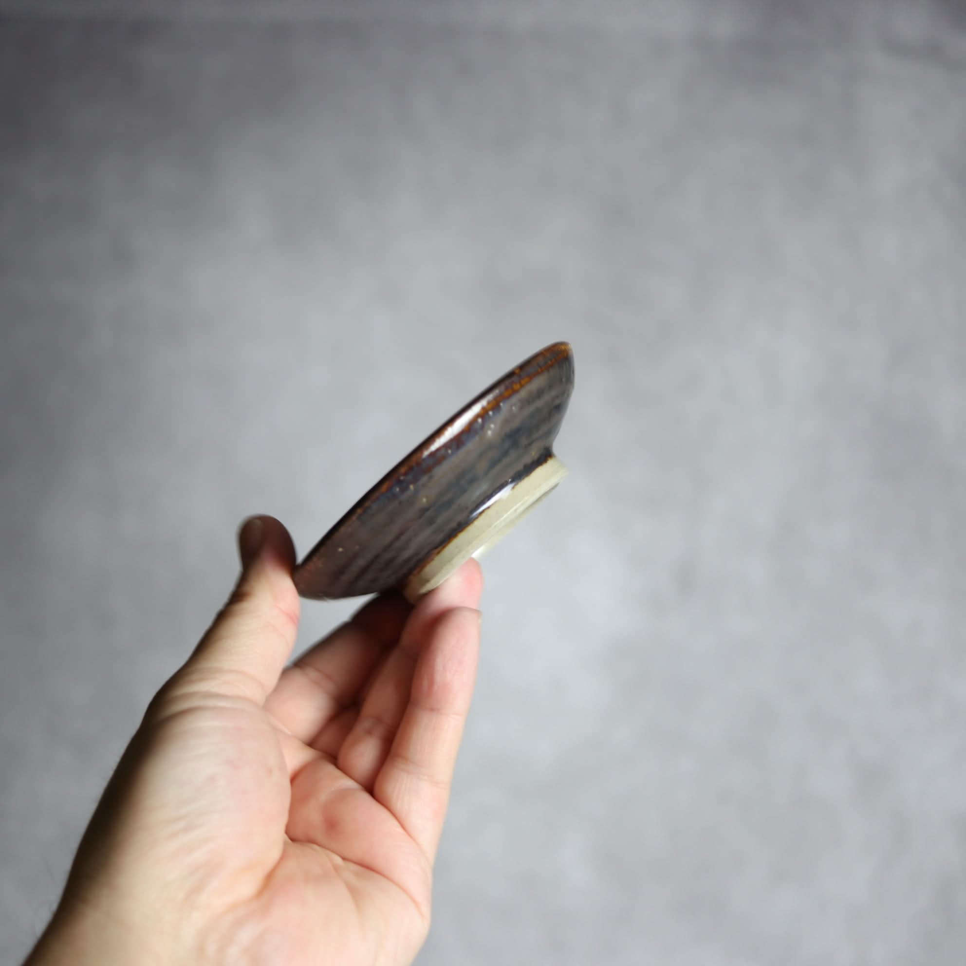 3寸皿1飴釉 鳥 やちむん 陶器 拓美窯 やちむん 陶器.