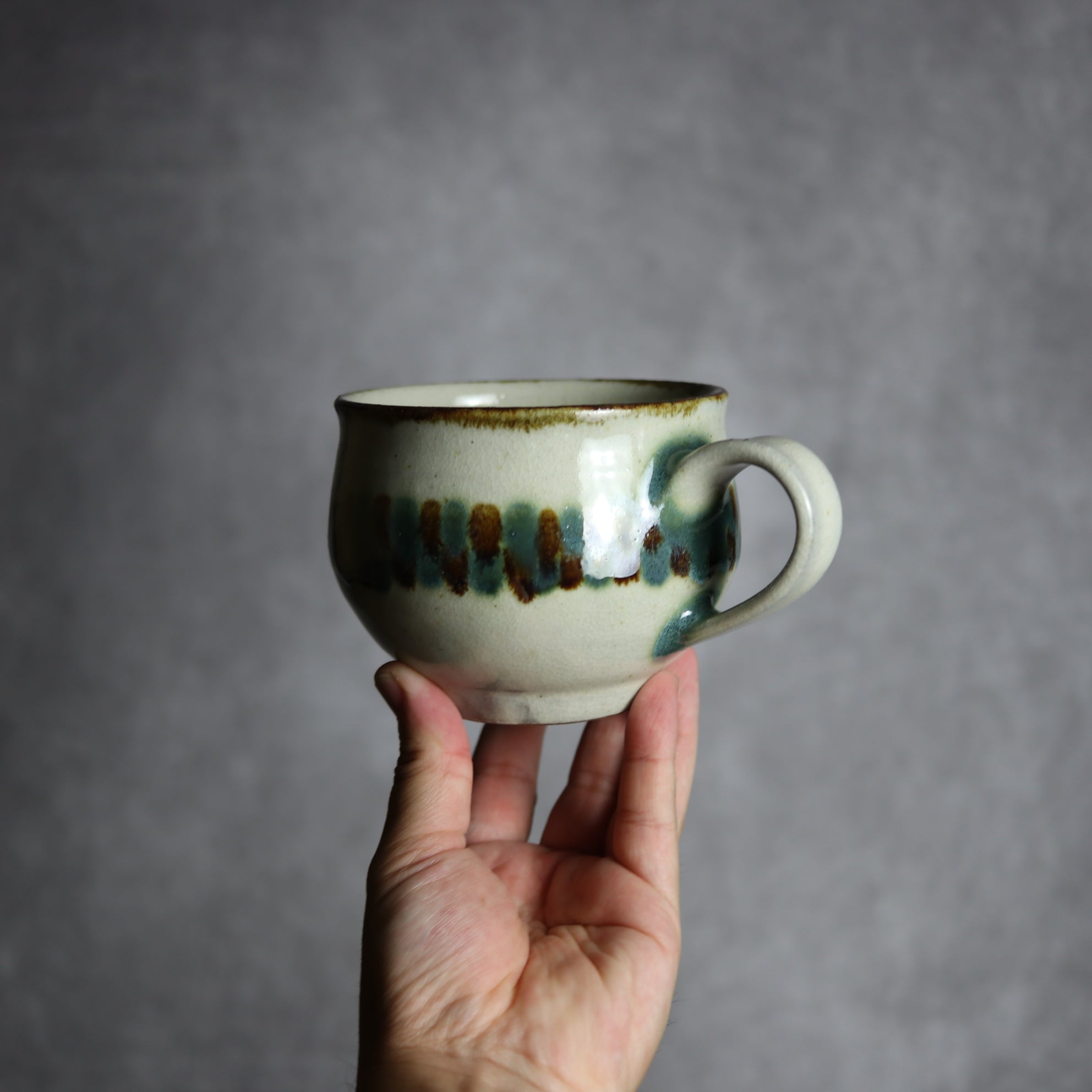 スープカップ1 三彩 点打 やちむん 陶器 やちむん工房 mug