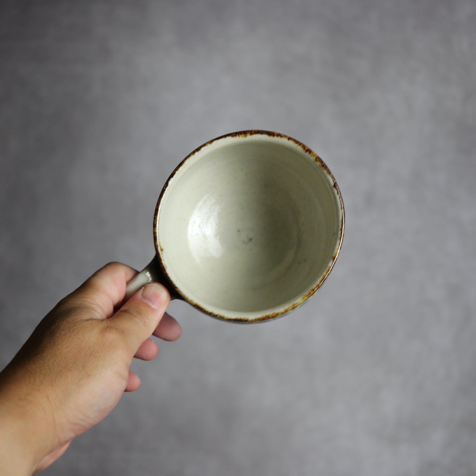 スープカップ1 三彩 線描 やちむん 陶器 やちむん工房 mug