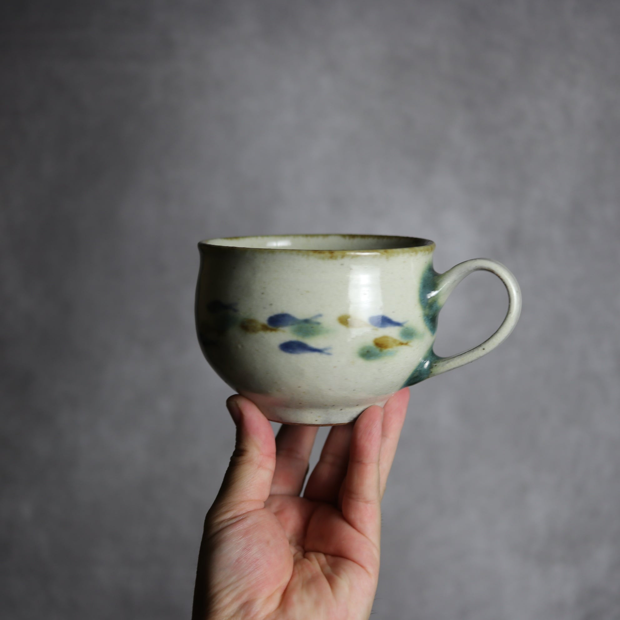 スープカップ1 三彩 魚 やちむん 陶器 やちむん工房 mug