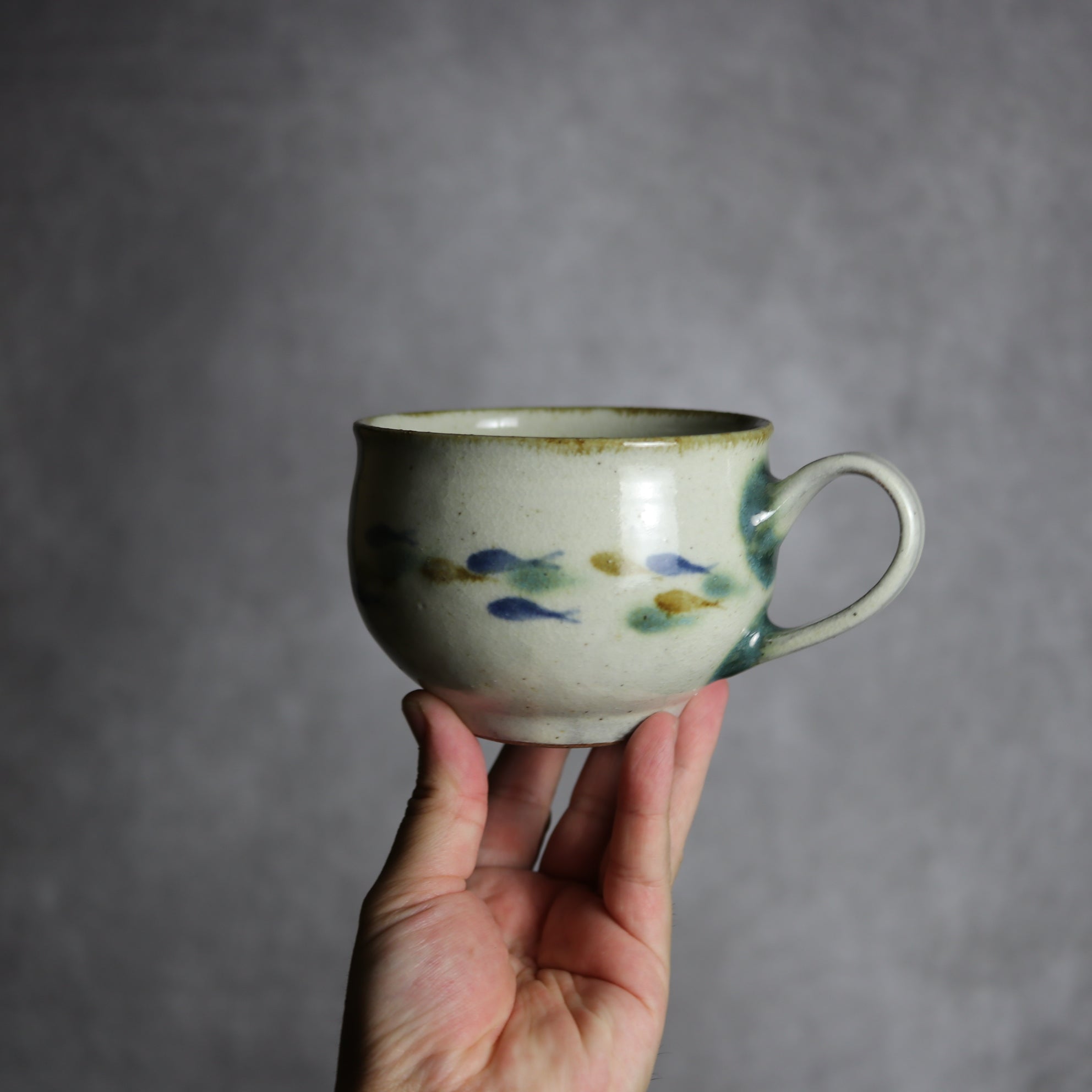 スープカップ1 三彩 魚 やちむん 陶器 やちむん工房 mug