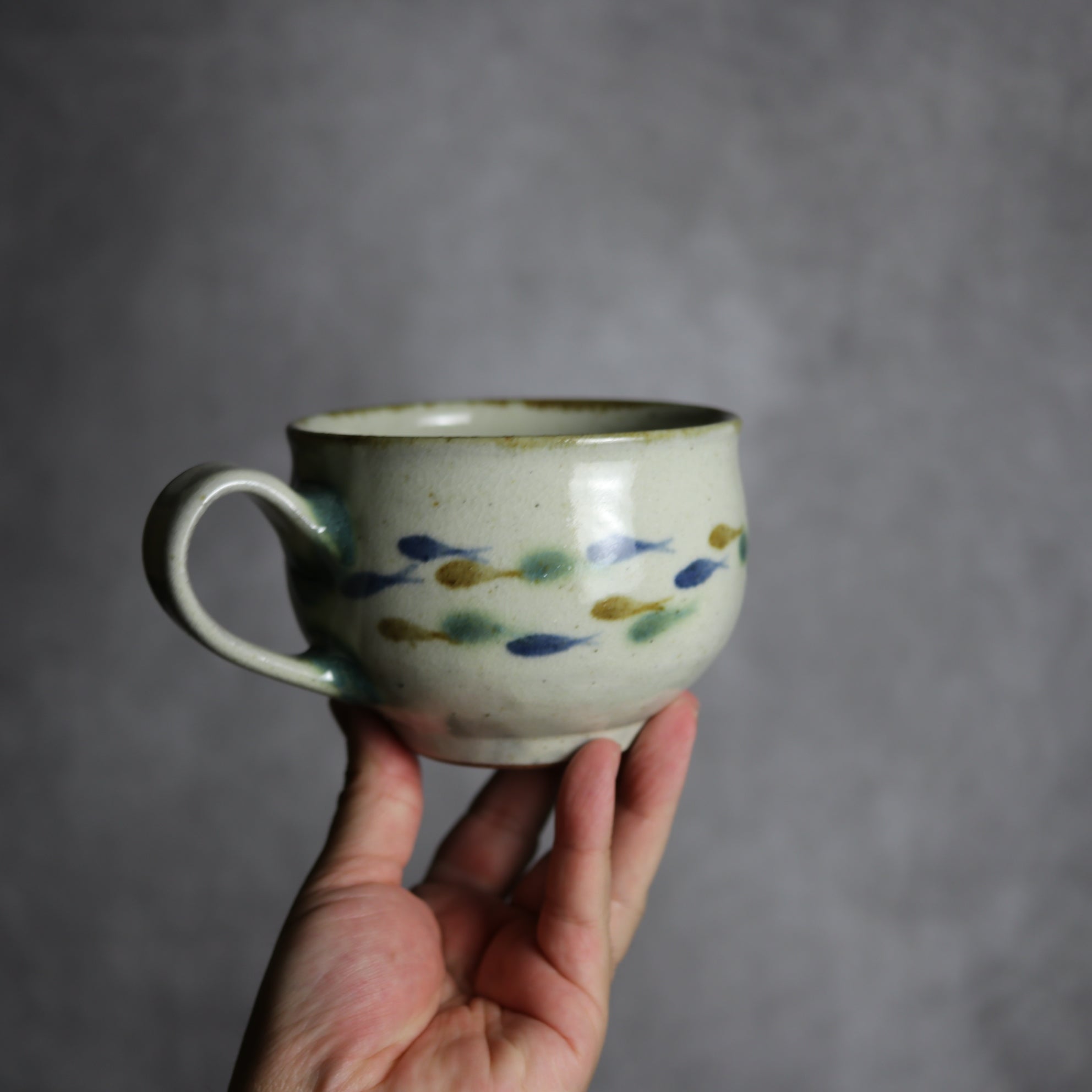 スープカップ1 三彩 魚 やちむん 陶器 やちむん工房 mug