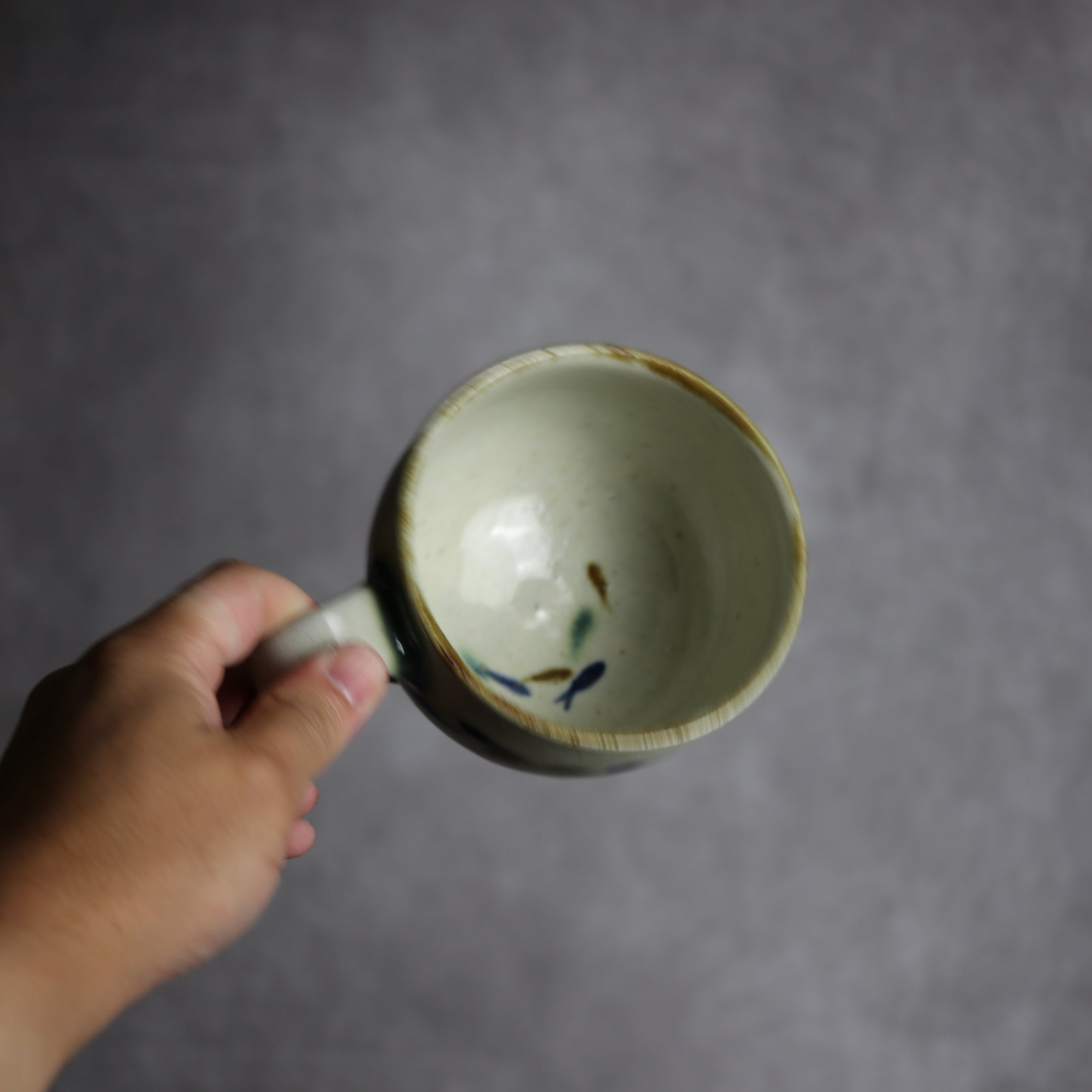 スープカップ1 三彩 魚 やちむん 陶器 やちむん工房 mug