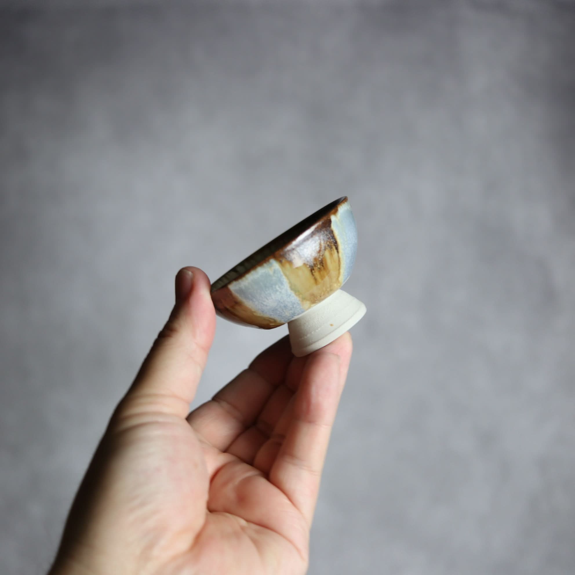 ぐい呑1 三彩 印花 やちむん 陶器 拓美窯 やちむん 陶器.