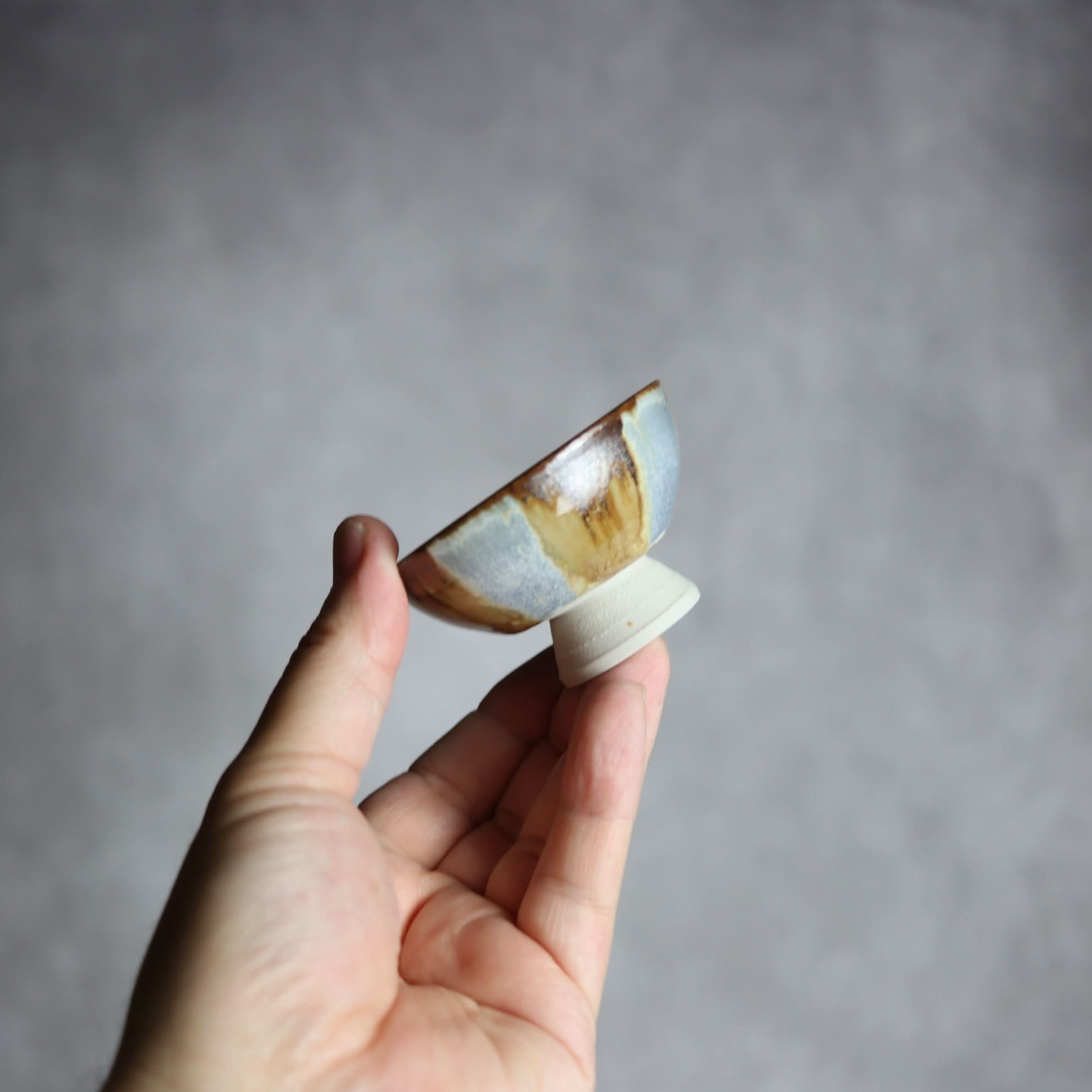 ぐい呑1 三彩 印花 やちむん 陶器 拓美窯 やちむん 陶器.