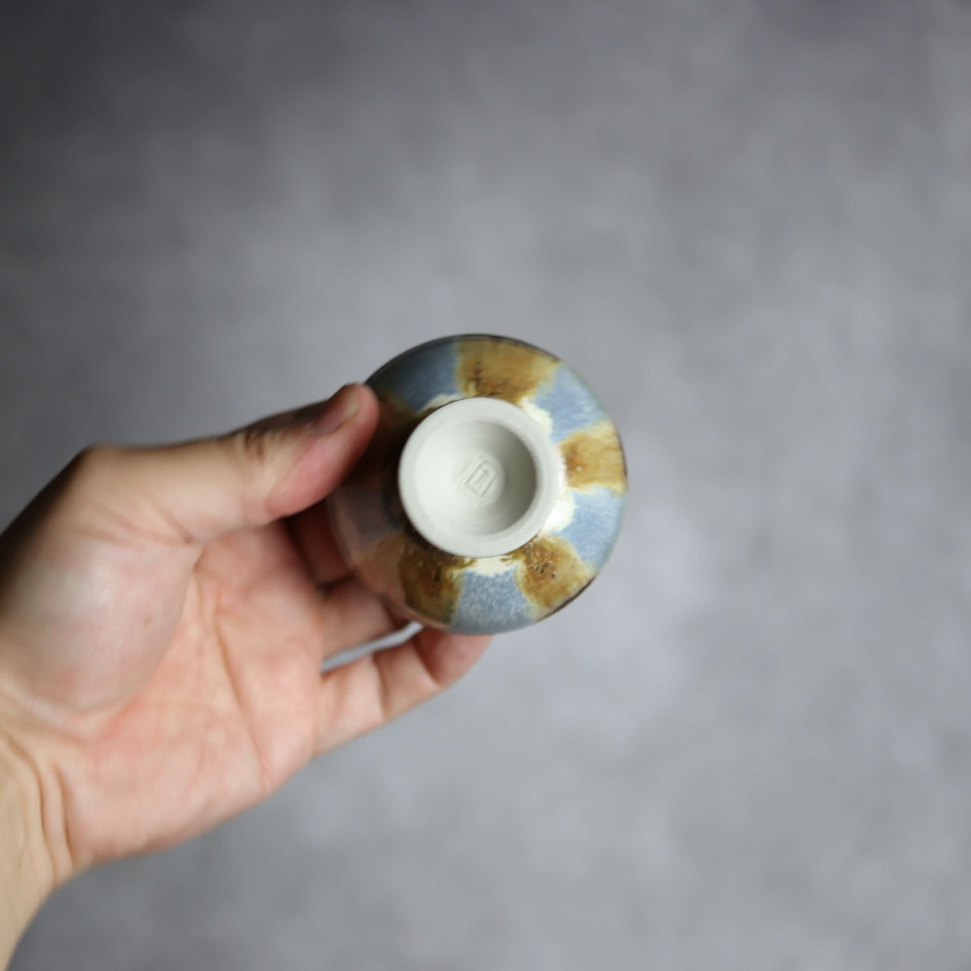 ぐい呑1 三彩 印花 やちむん 陶器 拓美窯 やちむん 陶器.