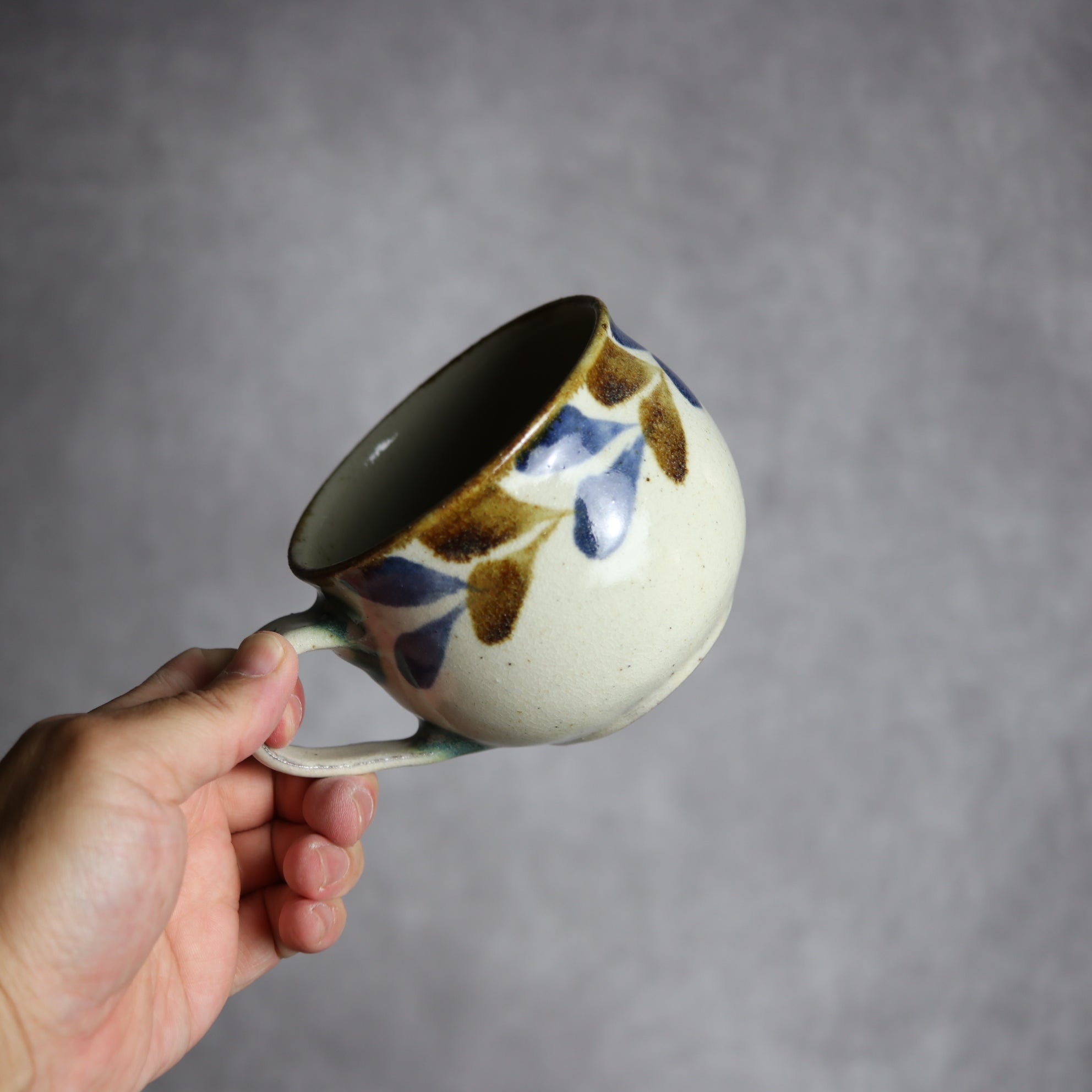 スープカップ1 飴 呉須釉 双葉 やちむん 陶器 やちむん工房 mug