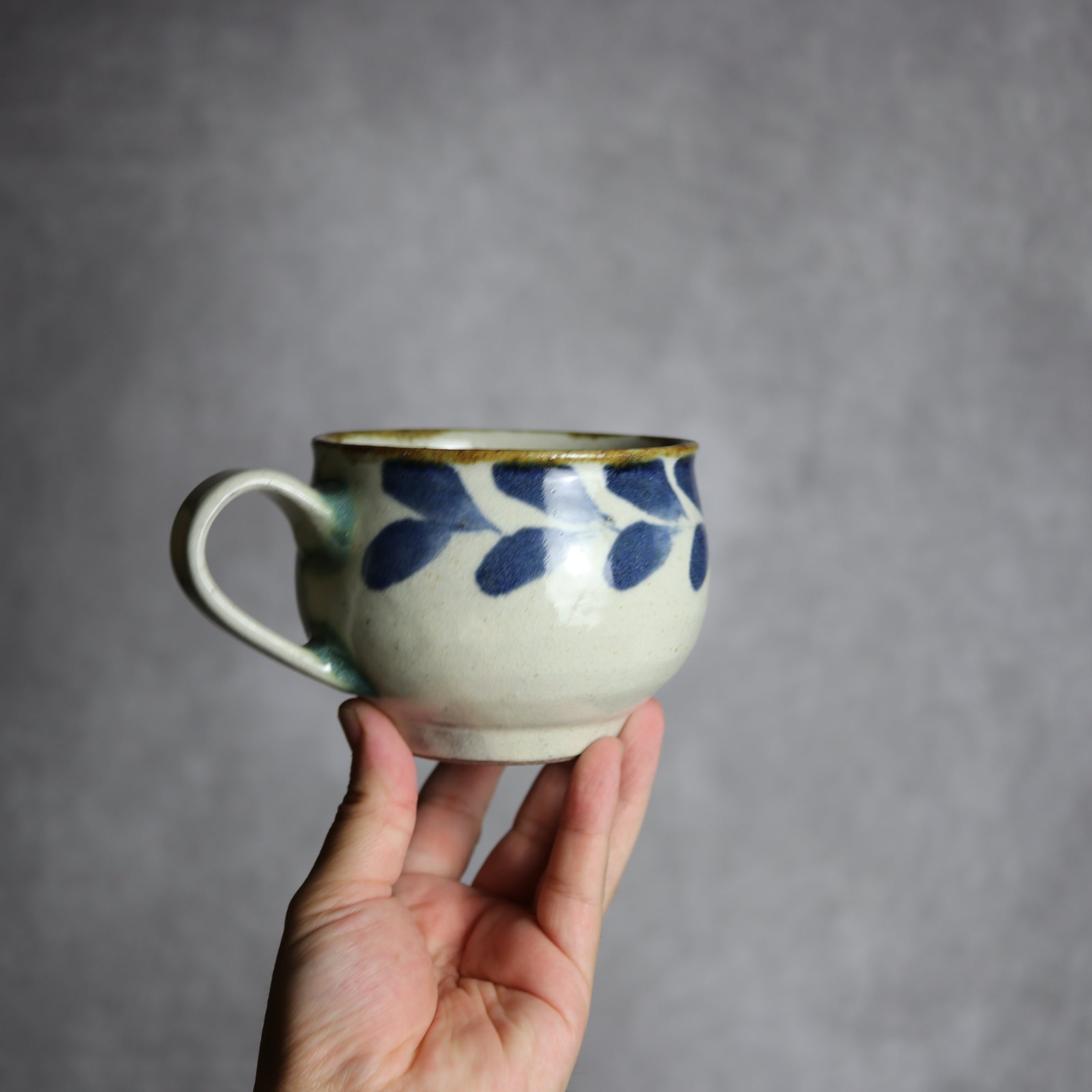 スープカップ1 呉須釉 双葉 やちむん 陶器 やちむん工房 mug