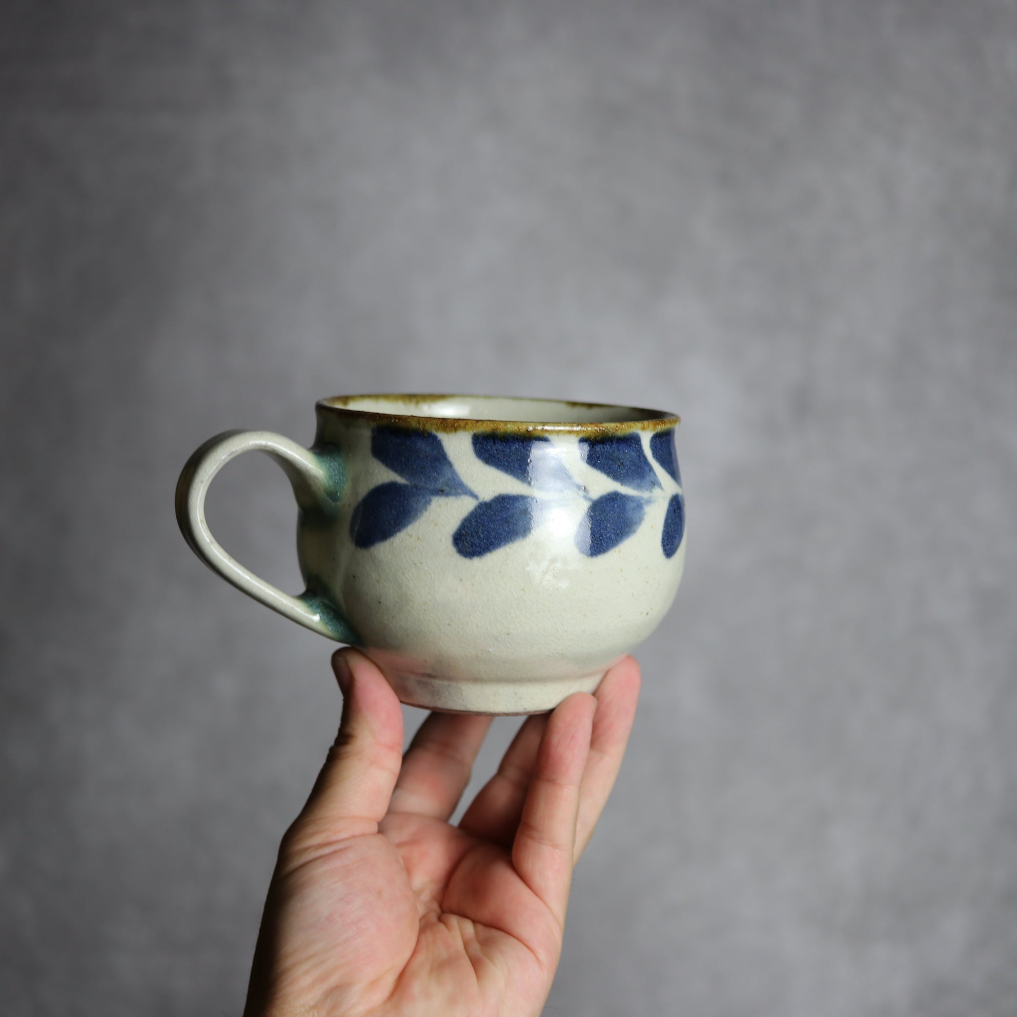 スープカップ1 呉須釉 双葉 やちむん 陶器 やちむん工房 mug