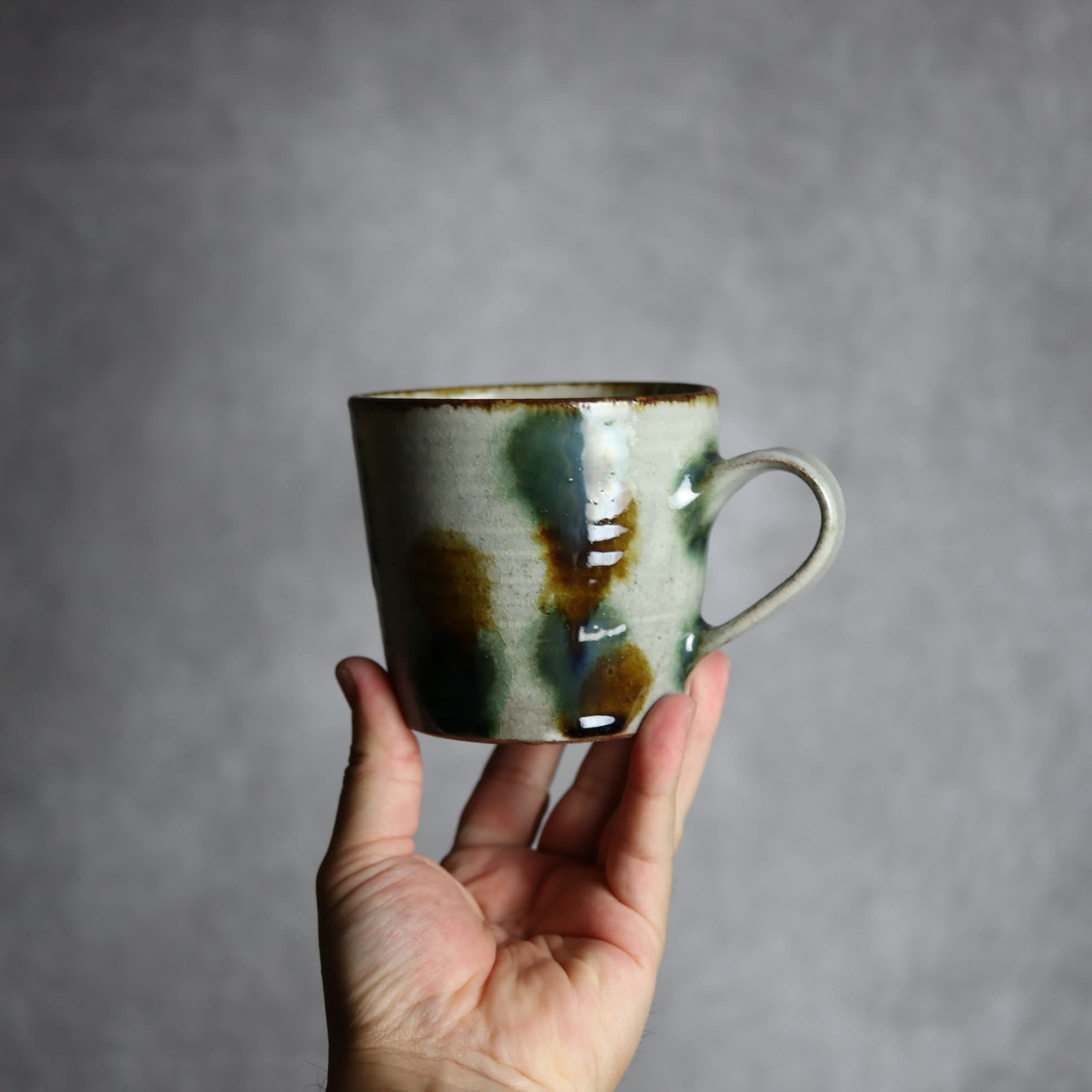 マグカップ1 三彩点打 やちむん 陶器 やちむん工房 mug 陶器.
