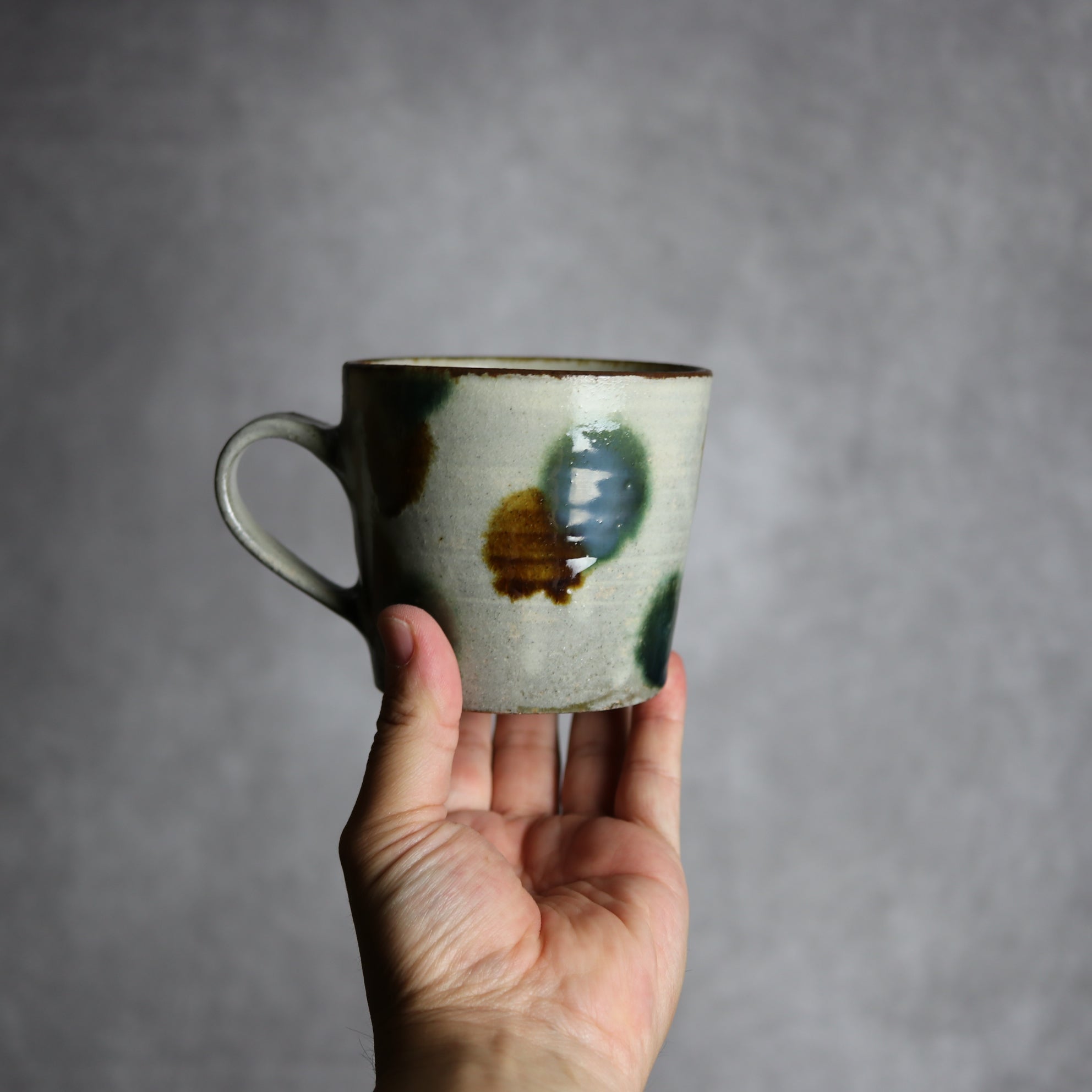 マグカップ1 三彩点打 やちむん 陶器 やちむん工房 mug