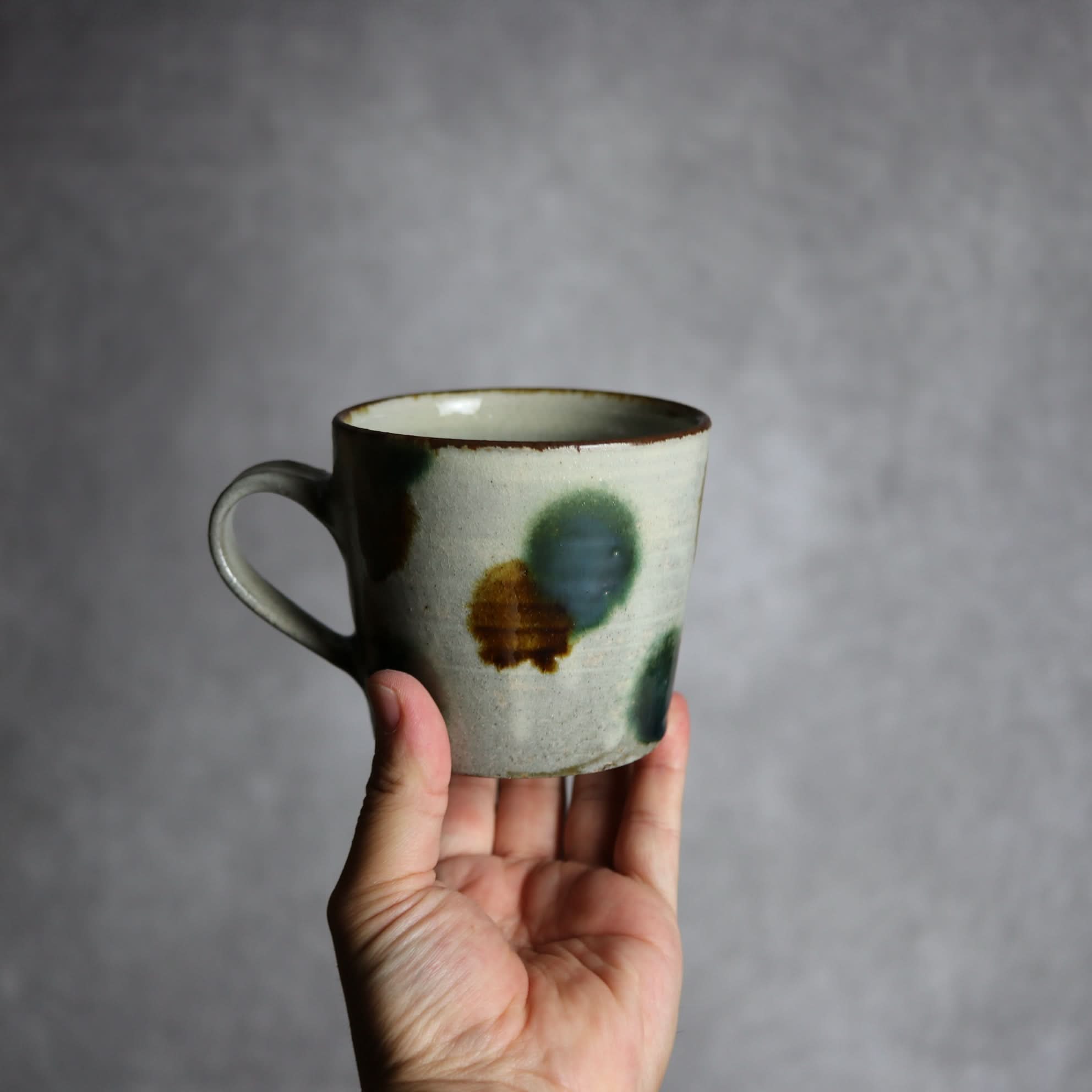 マグカップ1 三彩点打 やちむん 陶器 やちむん工房 mug 陶器.