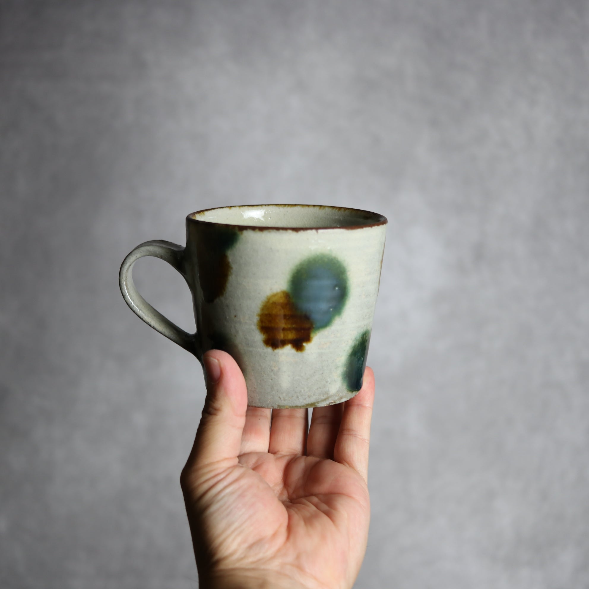 マグカップ1 三彩点打 やちむん 陶器 やちむん工房 mug