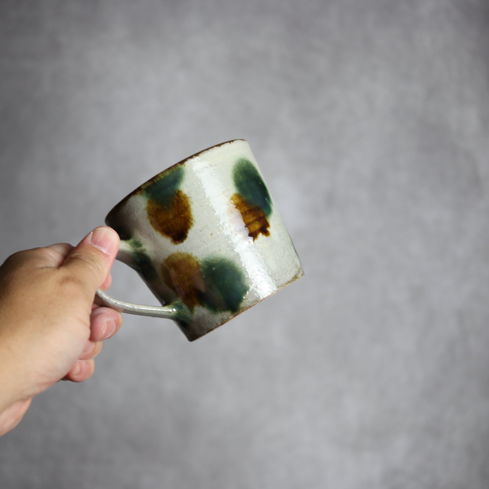 マグカップ1 三彩点打 やちむん 陶器 やちむん工房 mug