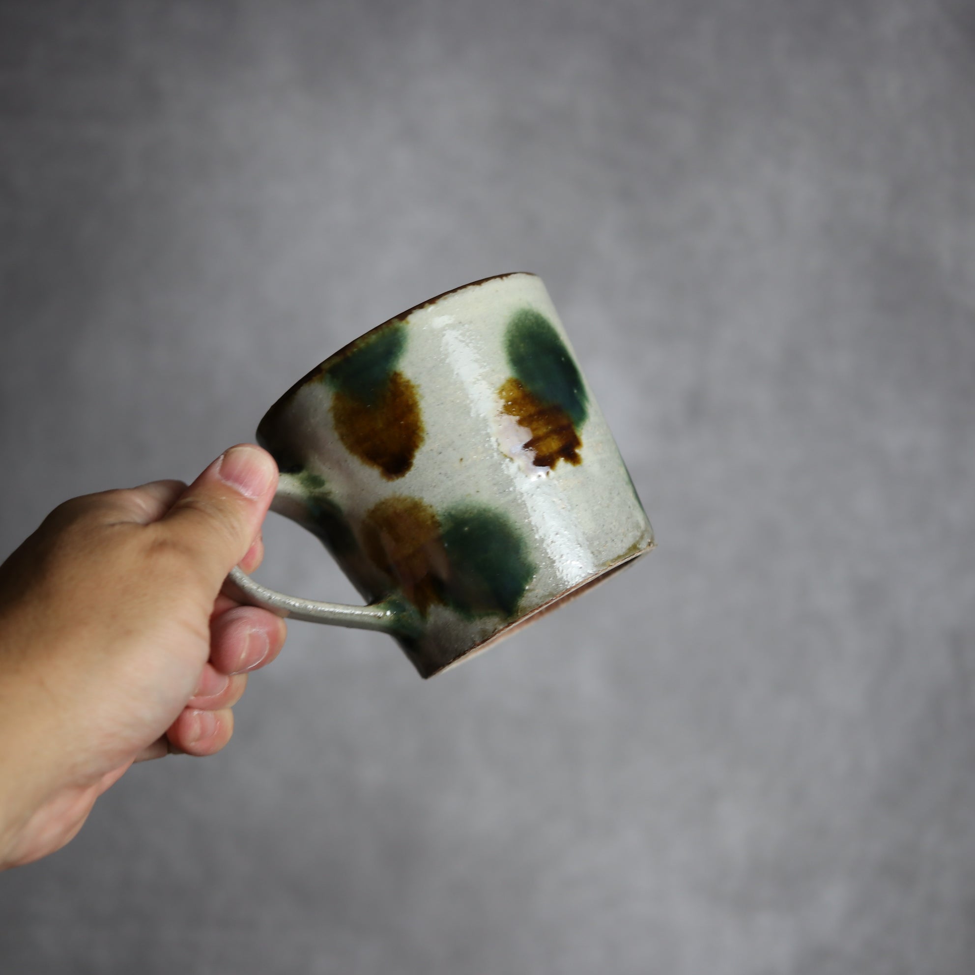 マグカップ1 三彩点打 やちむん 陶器 やちむん工房 mug