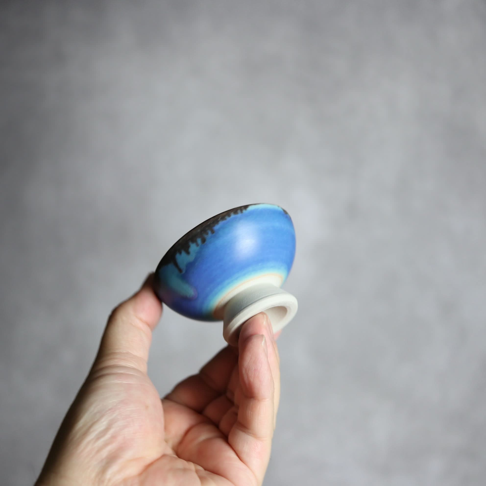 ぐい呑1 黒 ペルシャ釉 やちむん 陶器 拓美窯 やちむん 陶器.