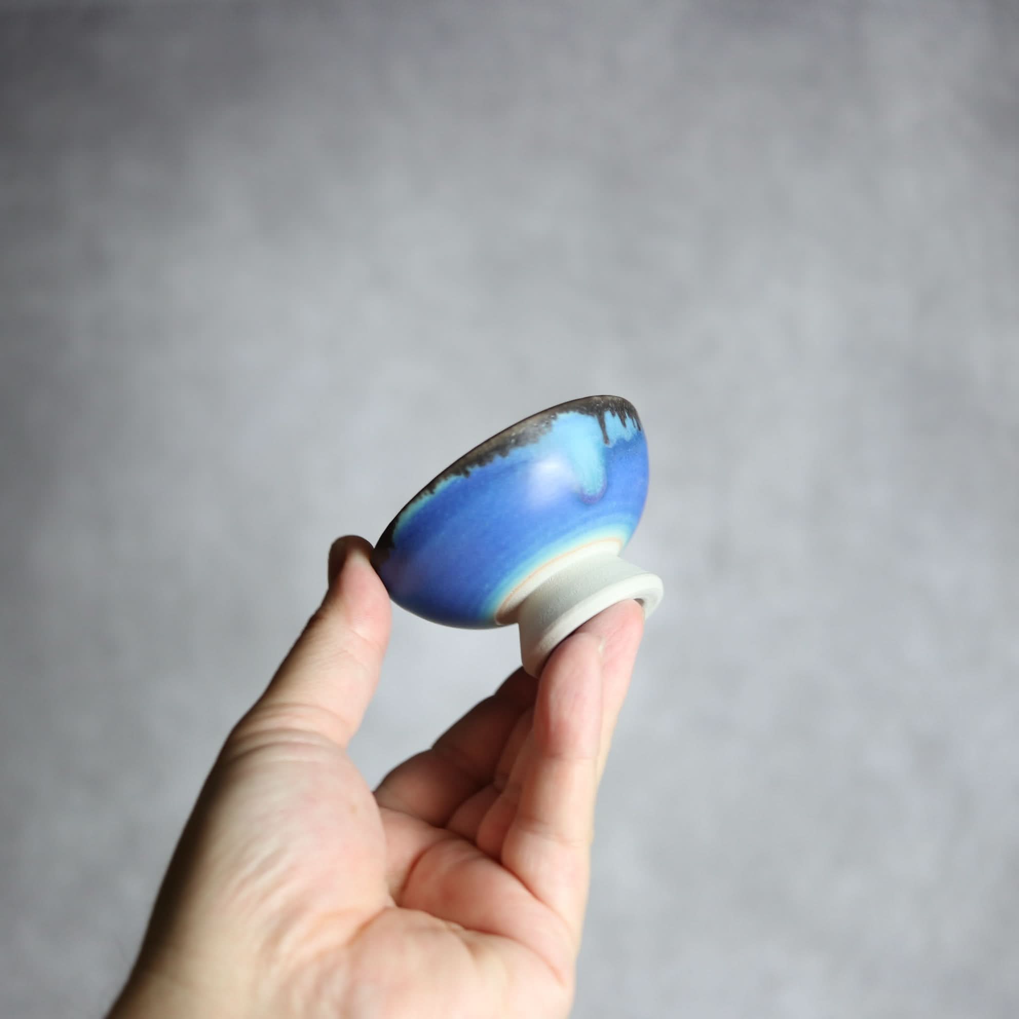 ぐい呑1 黒 ペルシャ釉 やちむん 陶器 拓美窯 やちむん 陶器.