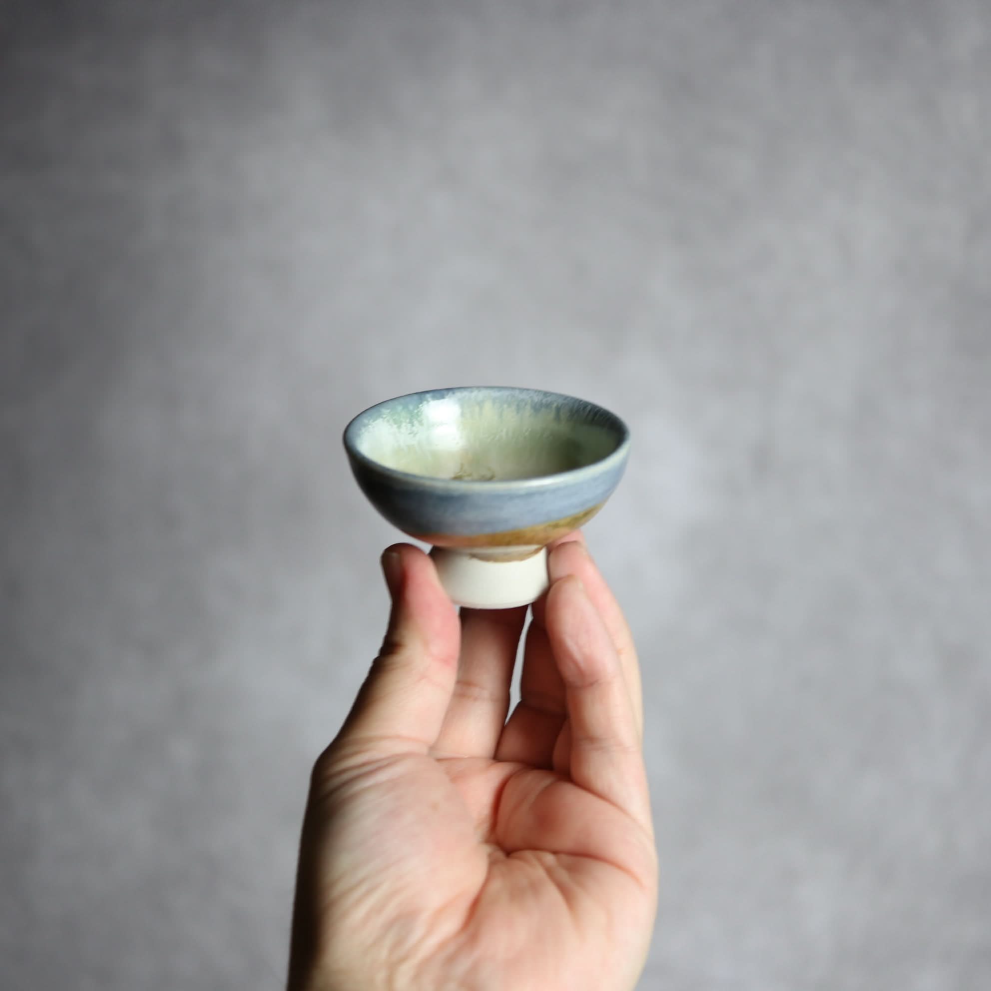 ぐい呑1 青釉 掛釉 やちむん 陶器 拓美窯 やちむん 陶器.