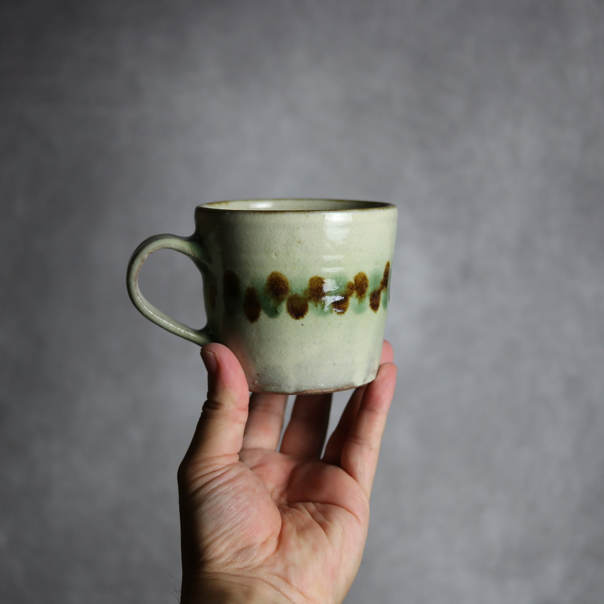 マグカップ2 三彩 点打 やちむん 陶器 やちむん工房 mug