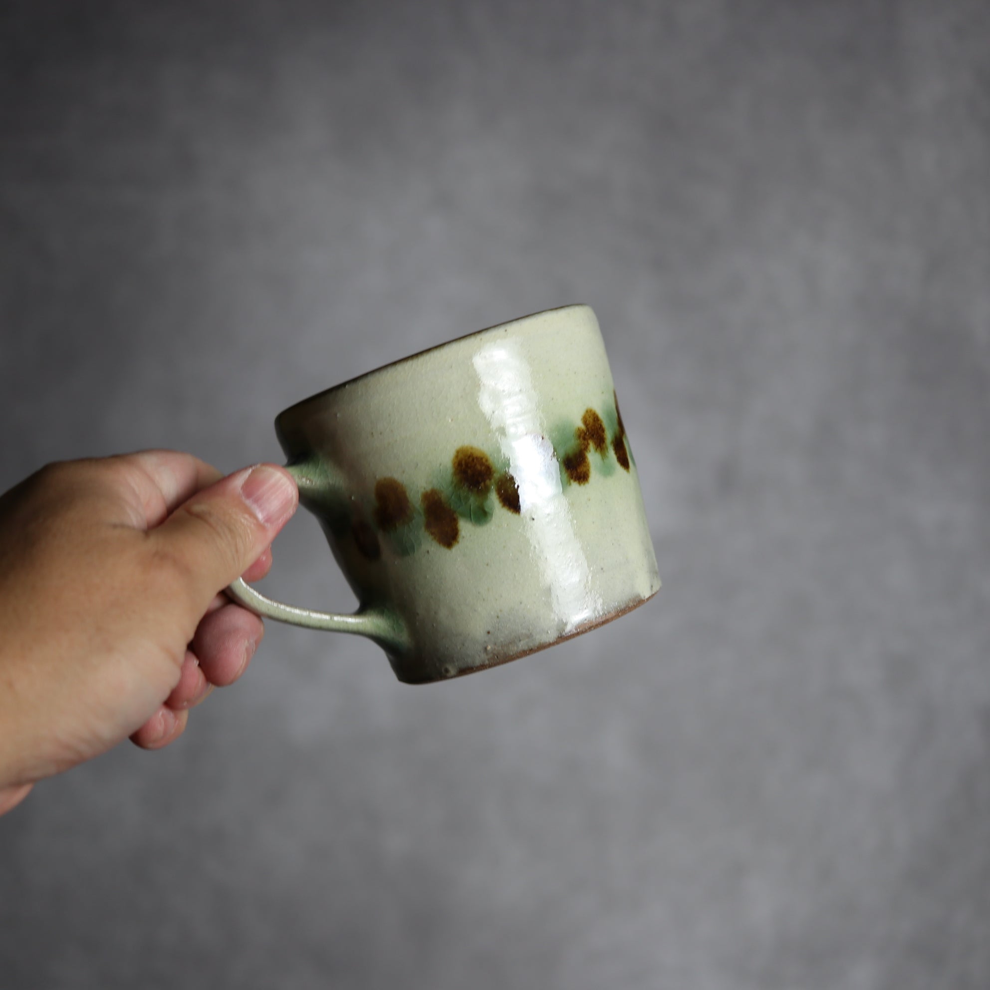 マグカップ2 三彩 点打 やちむん 陶器 やちむん工房 mug