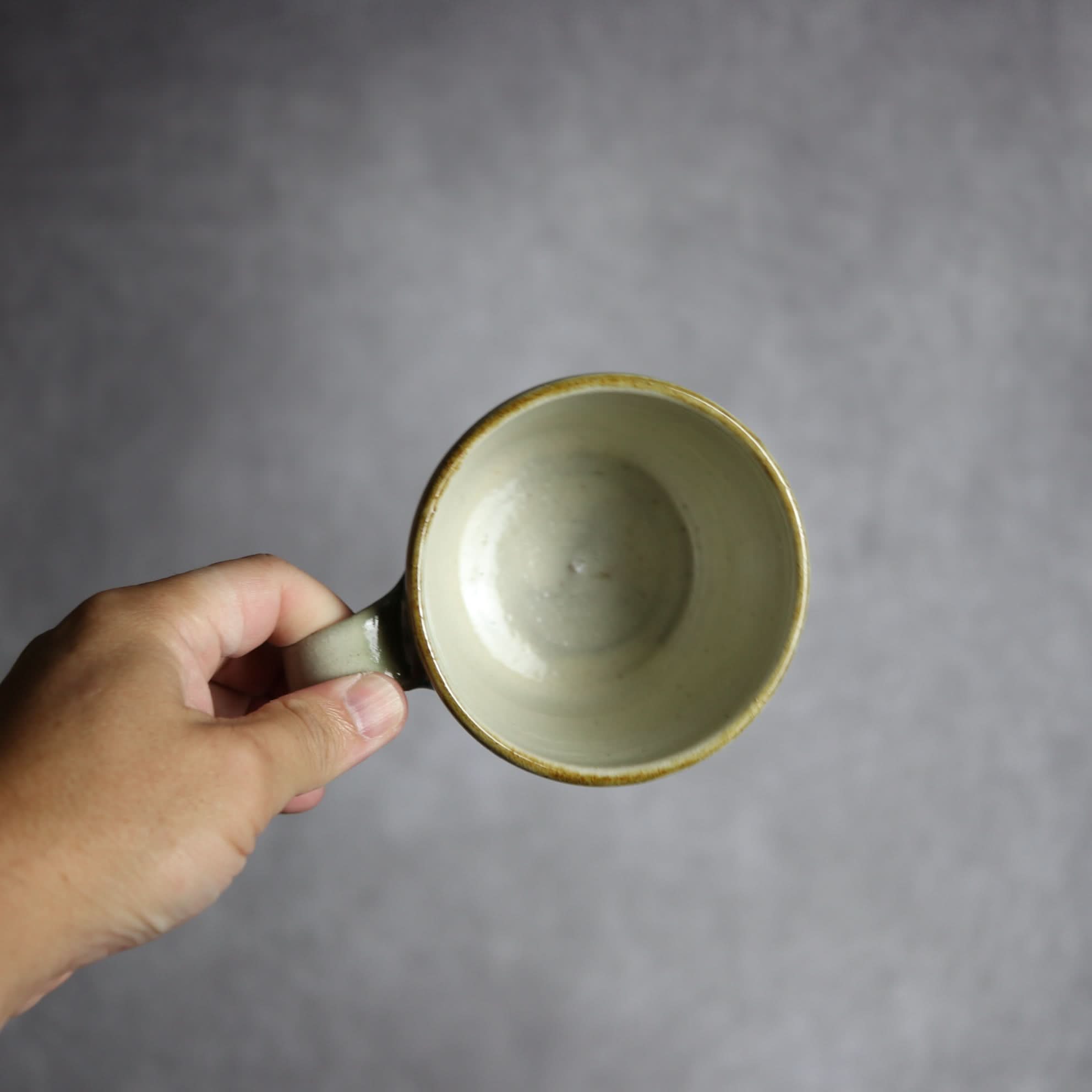 マグカップ2 三彩 点打 やちむん 陶器 やちむん工房 mug 陶器.