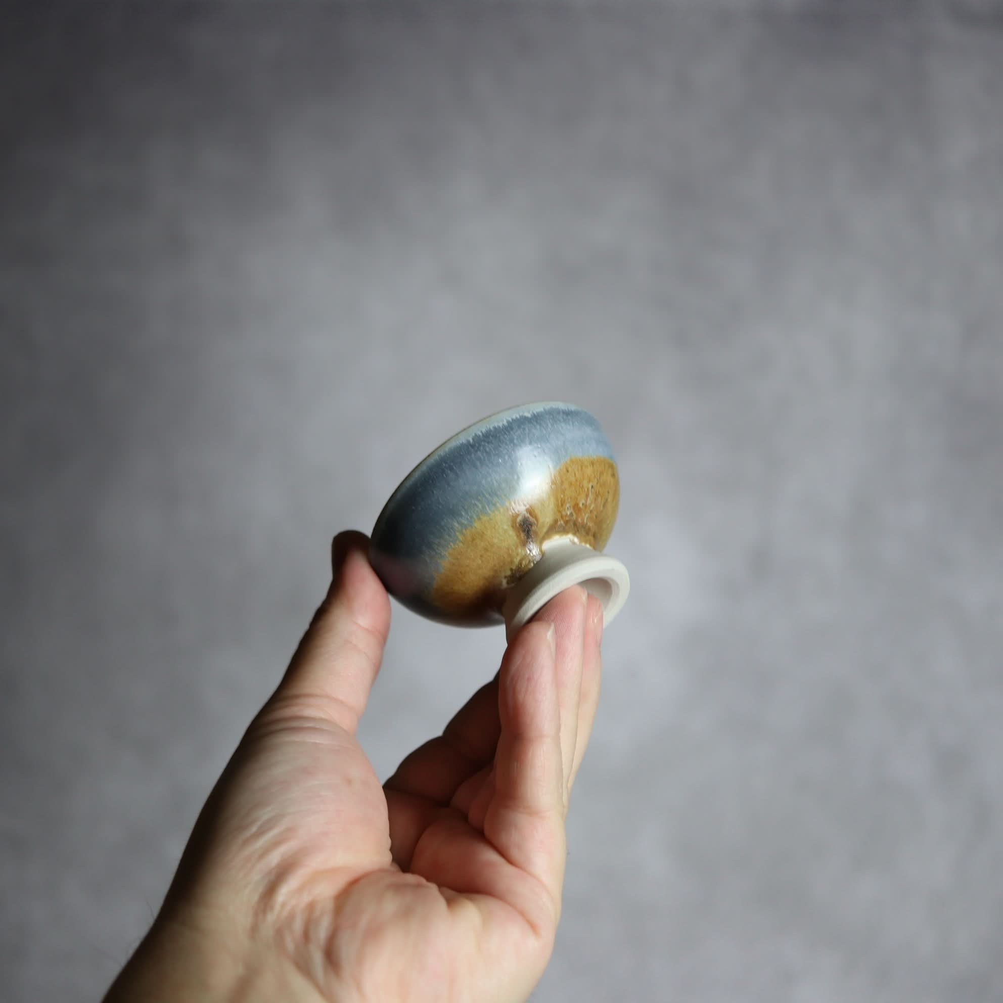 ぐい呑1 青釉 掛釉 やちむん 陶器 拓美窯 やちむん 陶器.