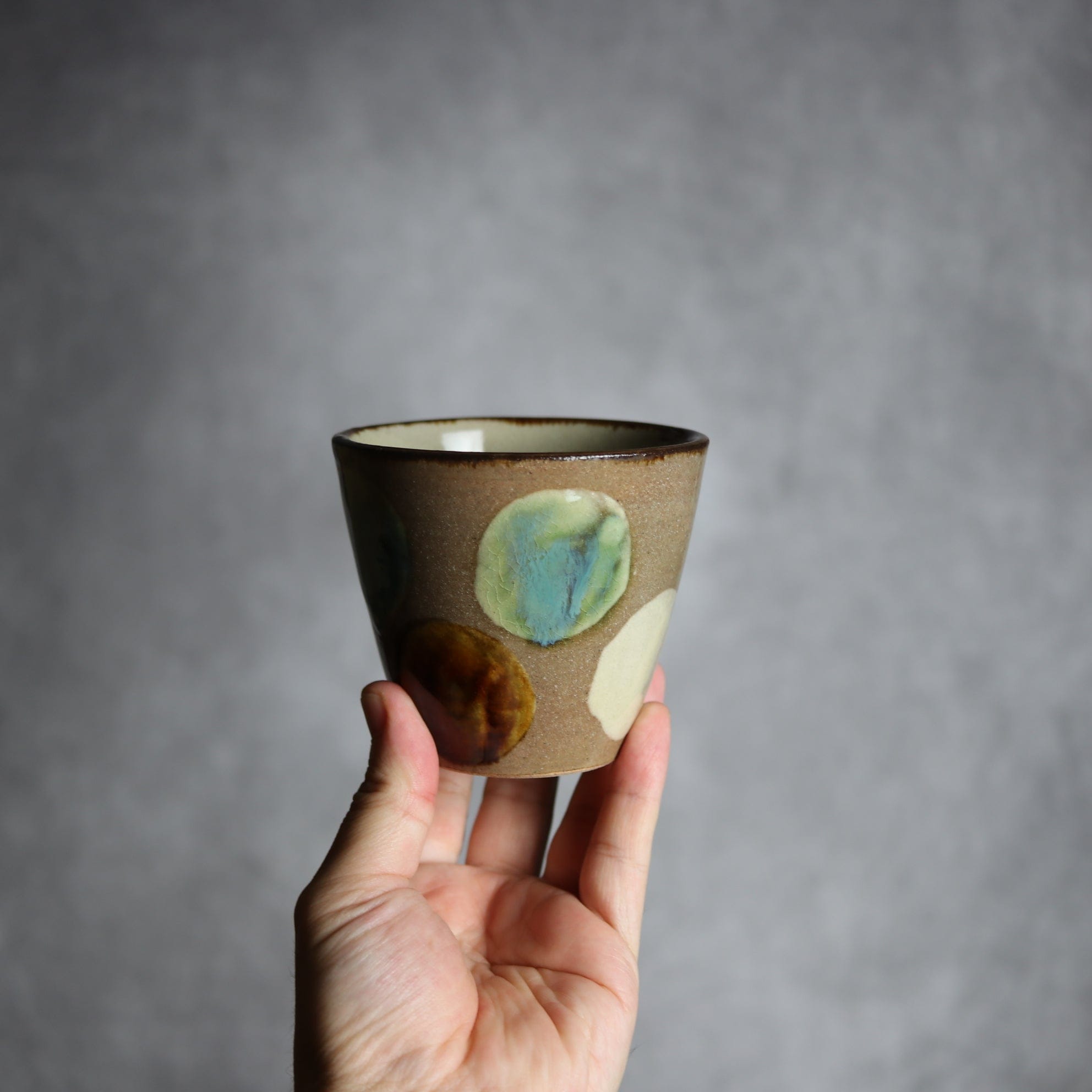 フリーカップ1 貝紋 やちむん 陶器 エドメ陶房 やちむん 陶器.