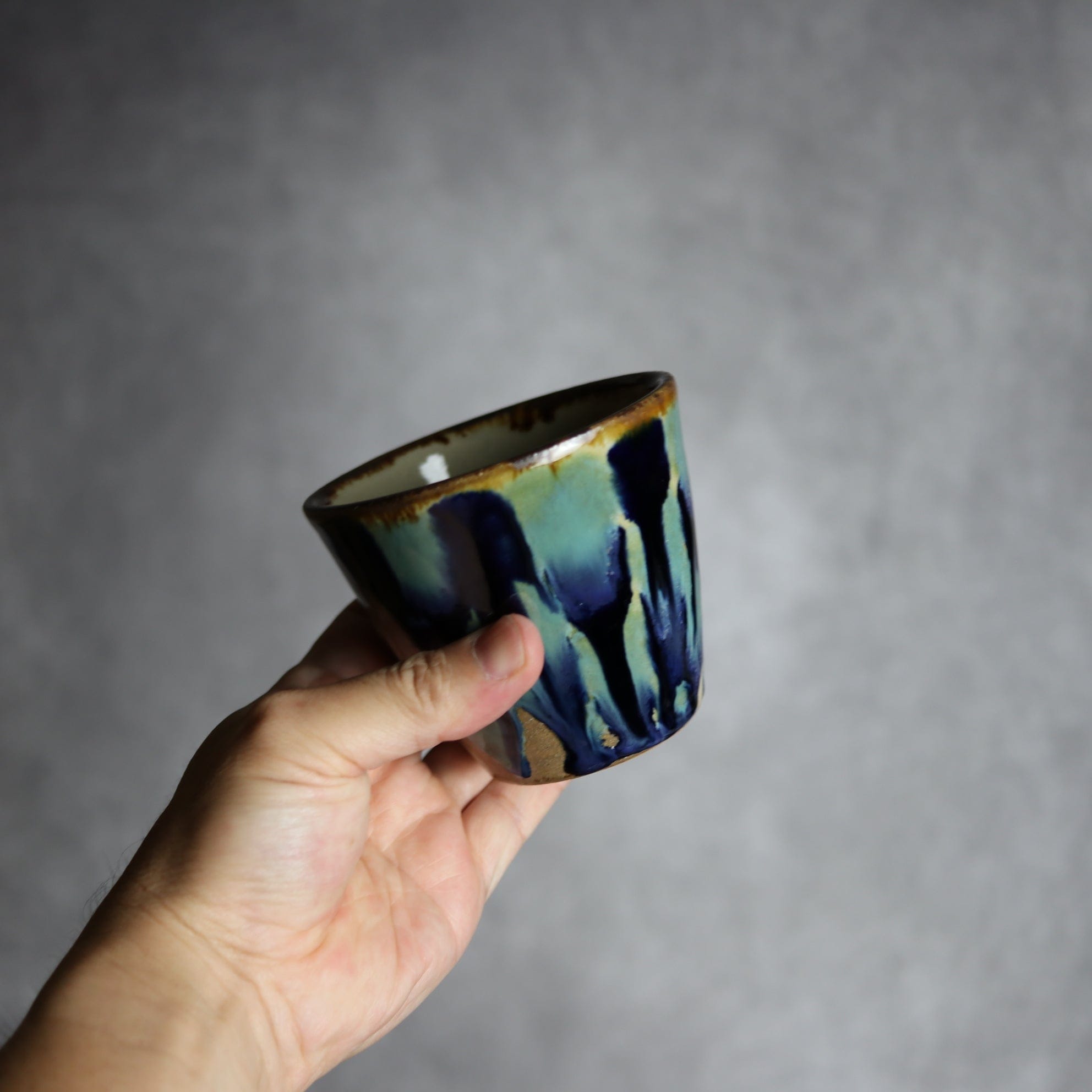 フリーカップ1 青三彩紋 やちむん 陶器 エドメ陶房 やちむん 陶器.