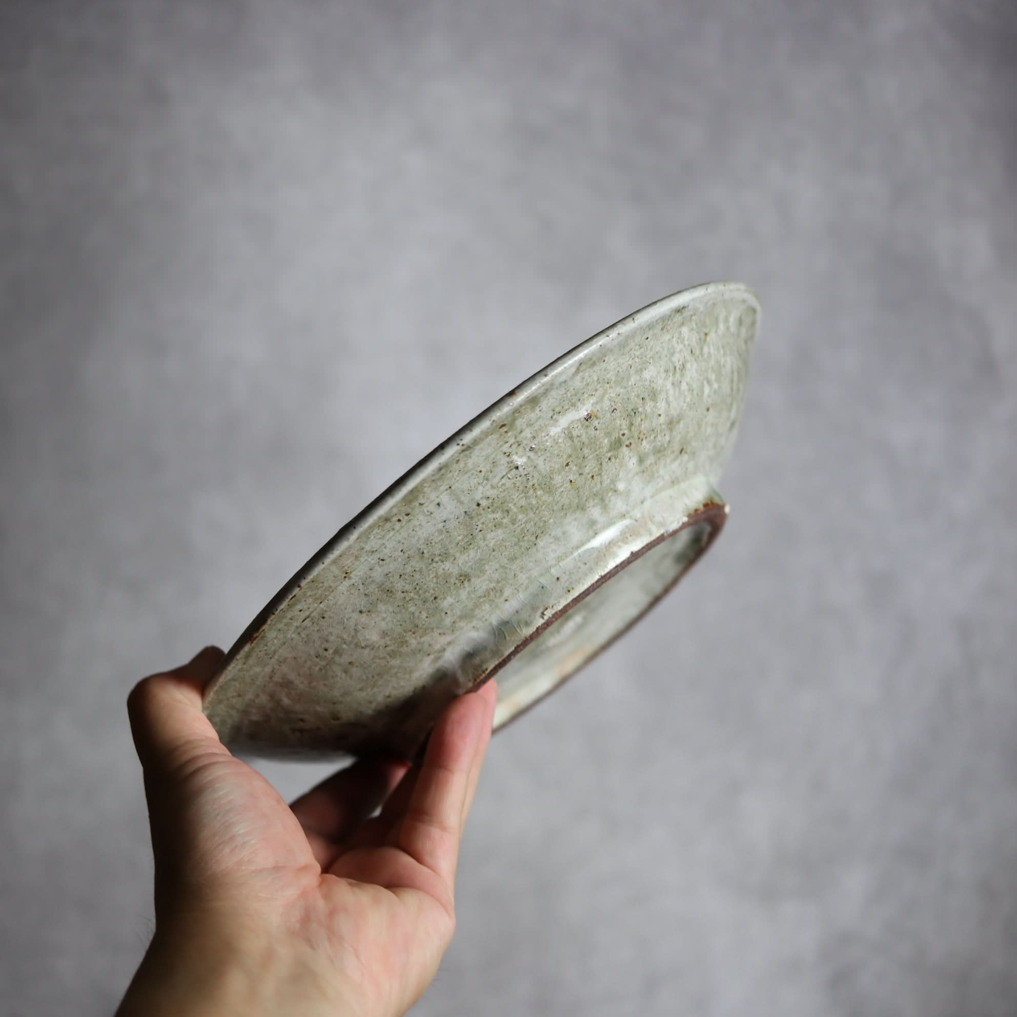 8寸リム丸皿2 白 やちむん 陶器 森製陶所 やちむん 陶器.