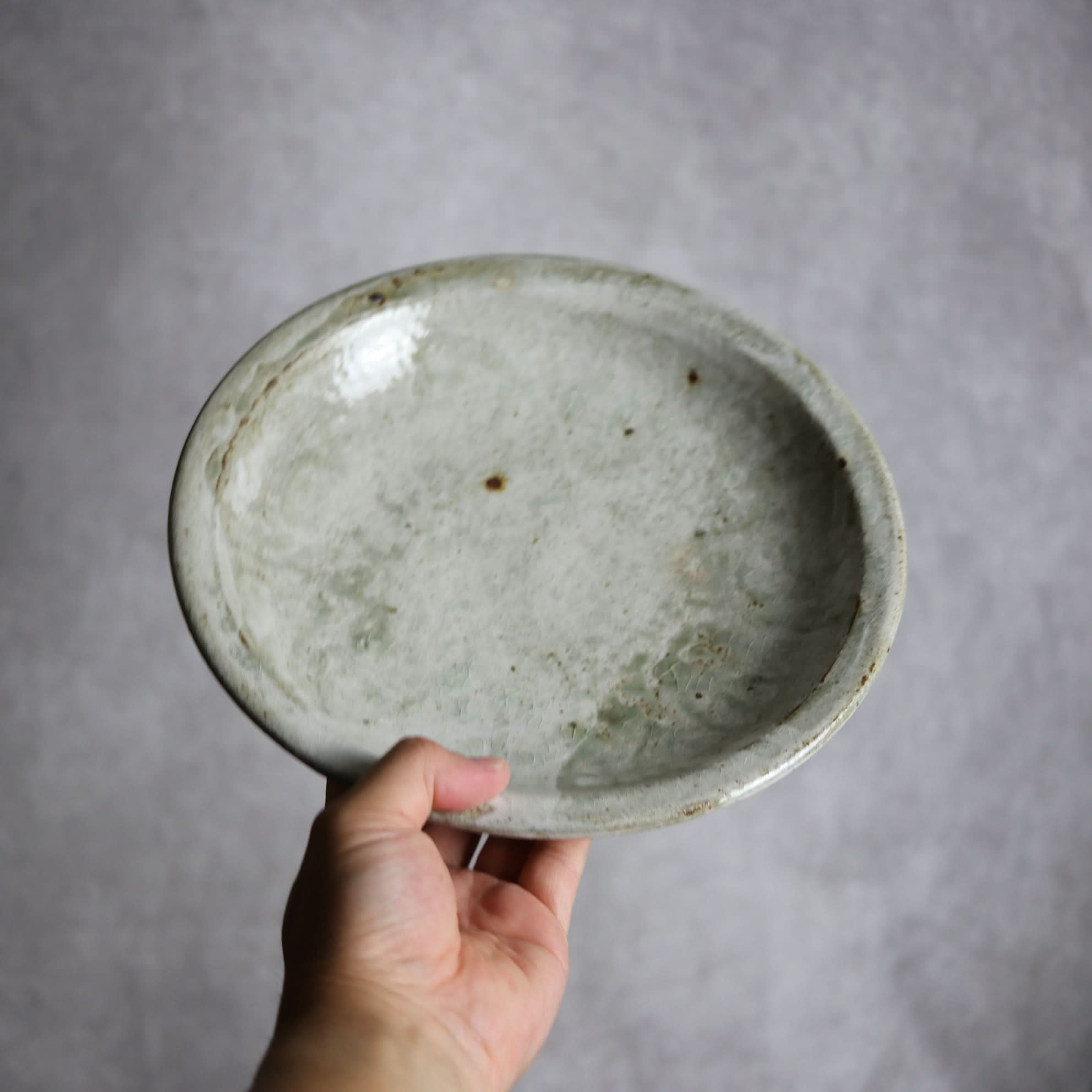 8寸リム丸皿2 白 やちむん 陶器 森製陶所 やちむん 陶器.